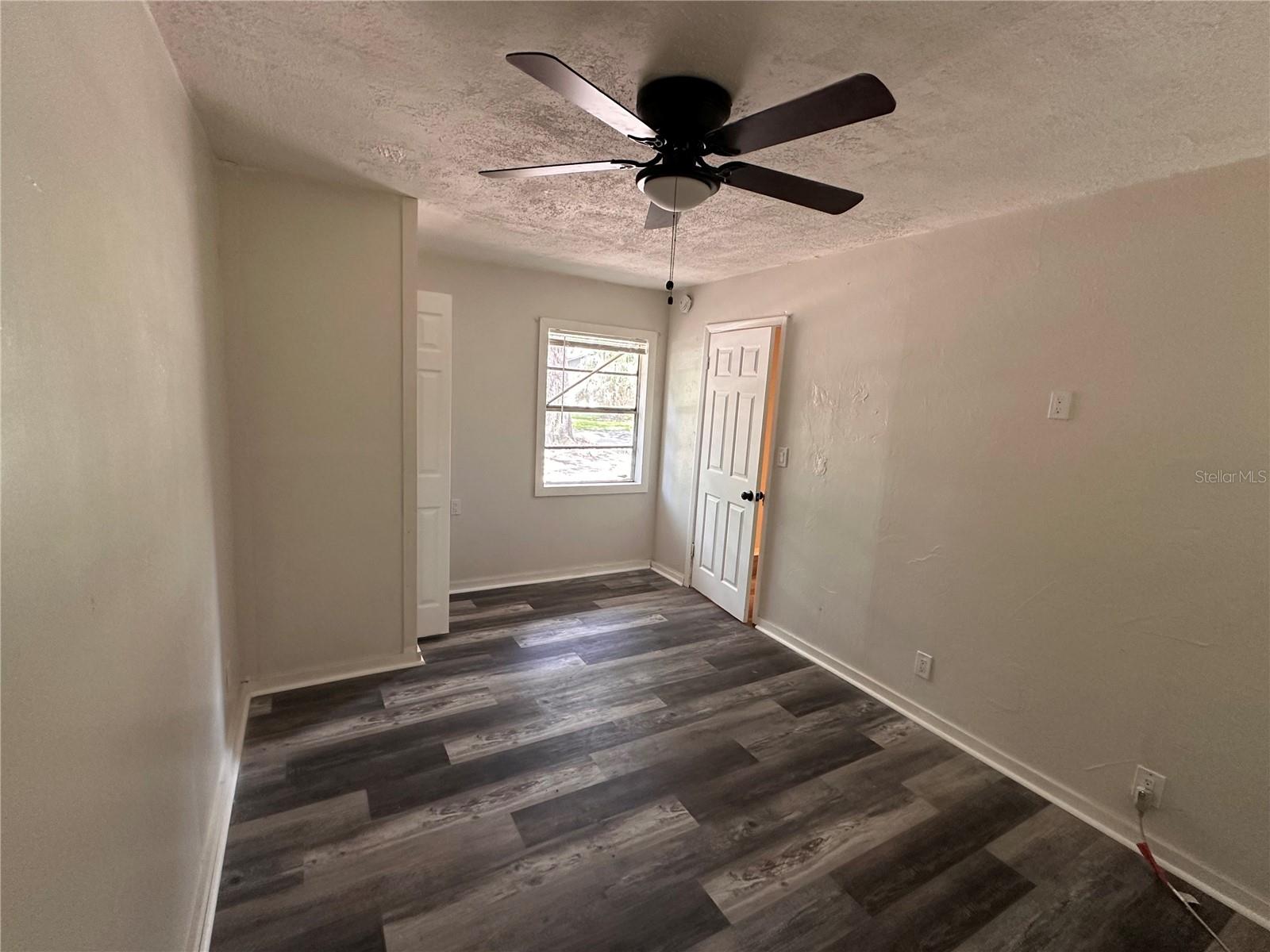 Image 7 of 8 For 829 3rd Street C