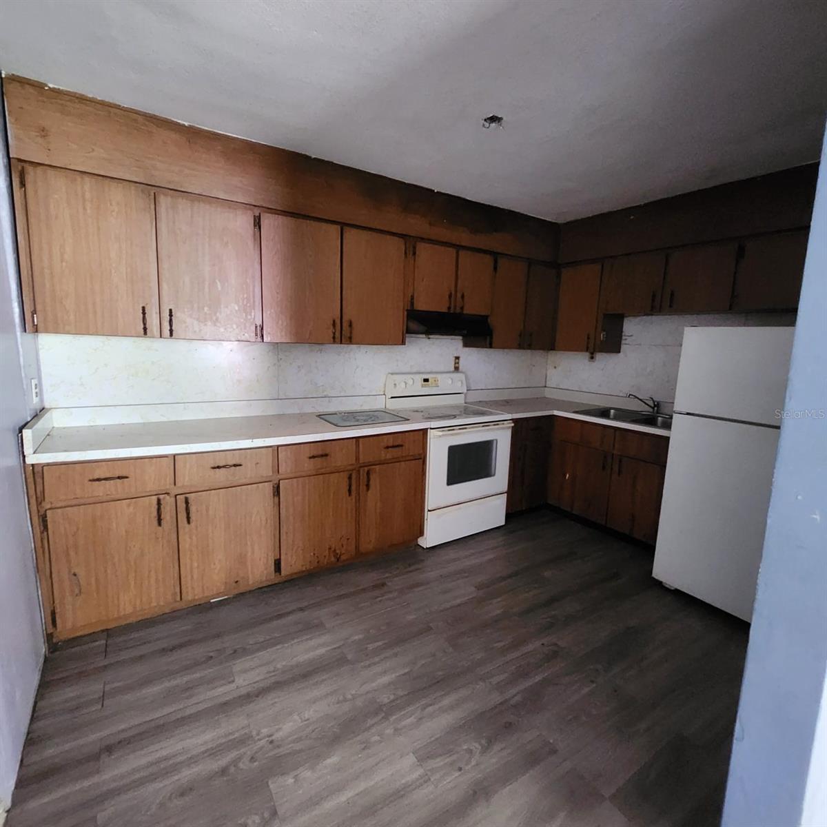 Image 25 of 37 For 1601 Crooms Avenue