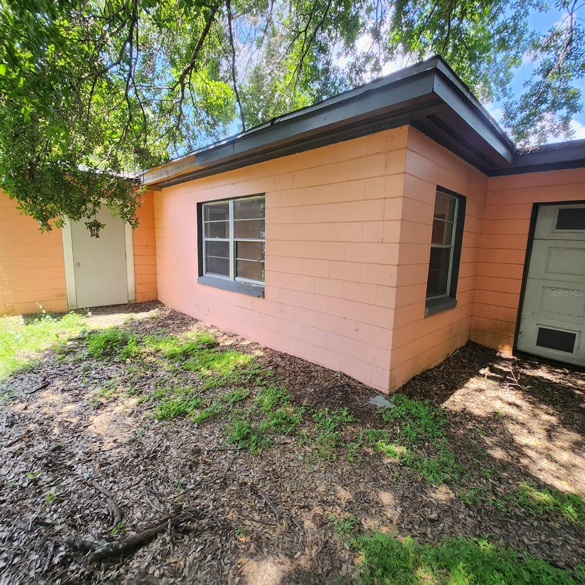 Image 36 of 37 For 1601 Crooms Avenue