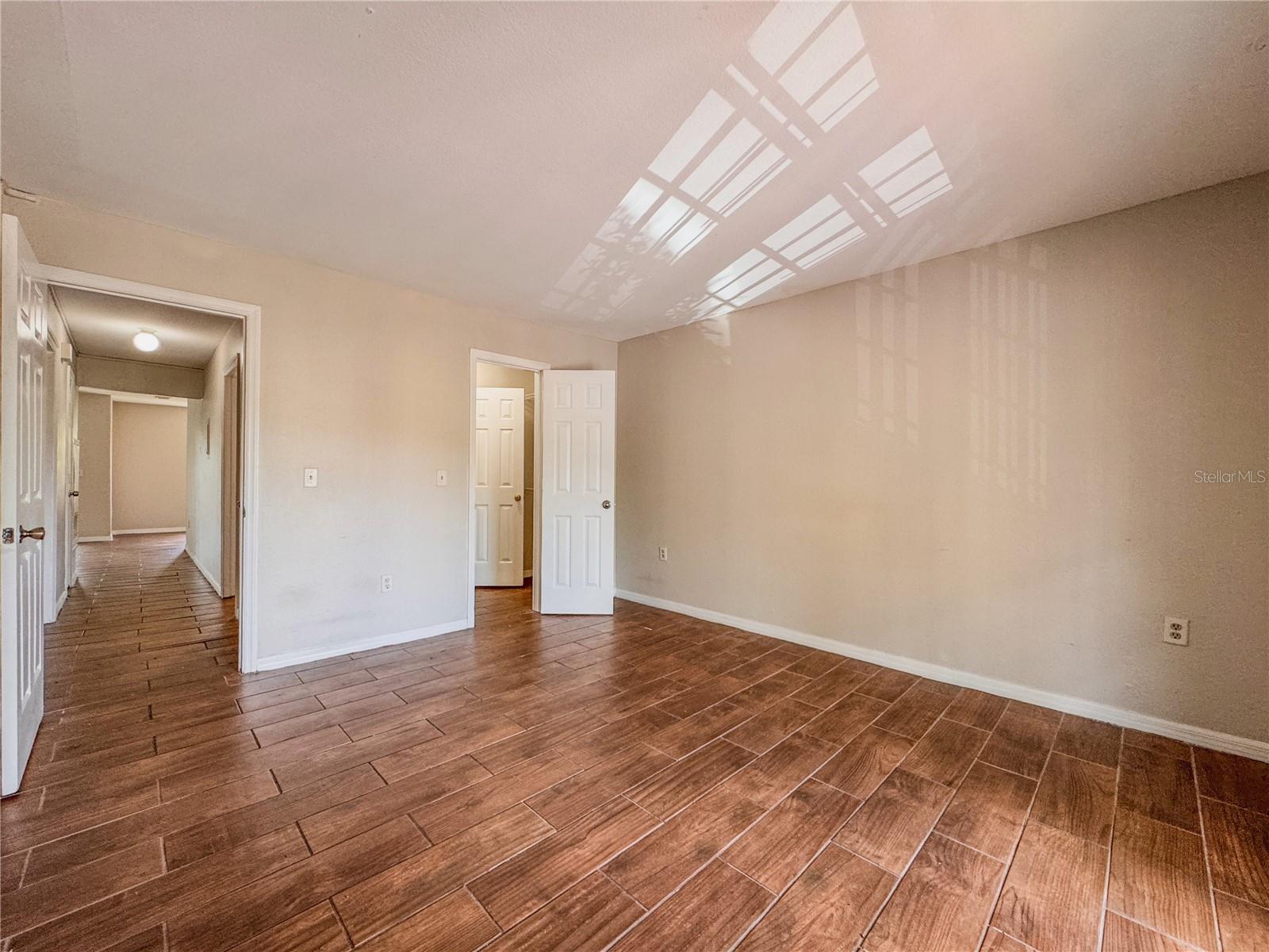 Image 10 of 35 For 4096 Dijon Drive 4096