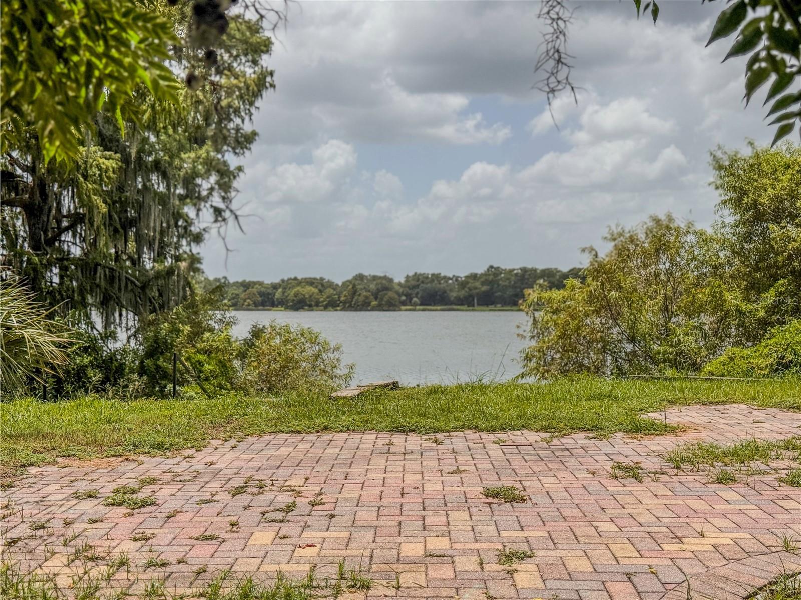 Image 31 of 35 For 4096 Dijon Drive 4096
