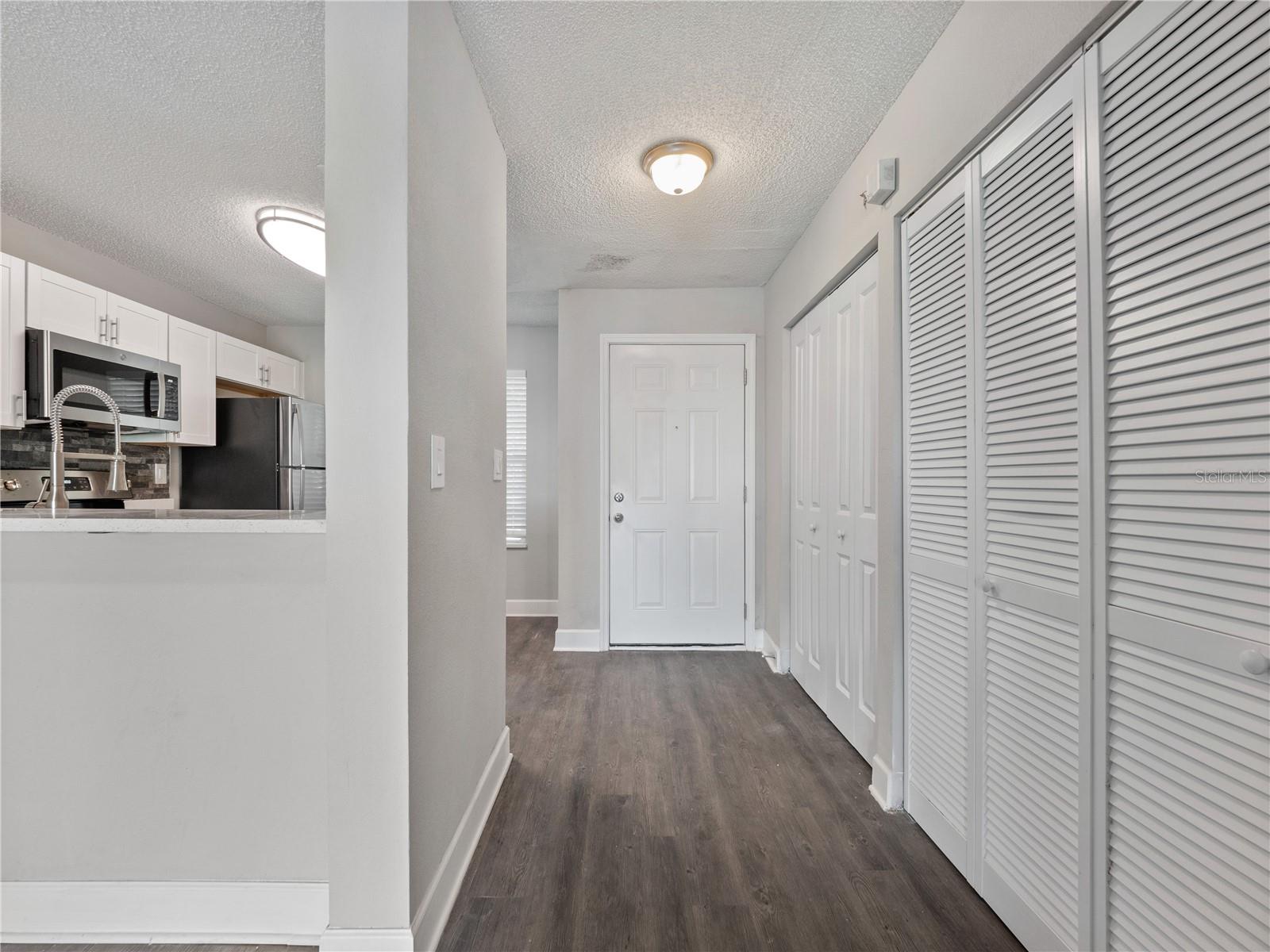Image 3 of 13 For 2564 Woodgate Boulevard 103