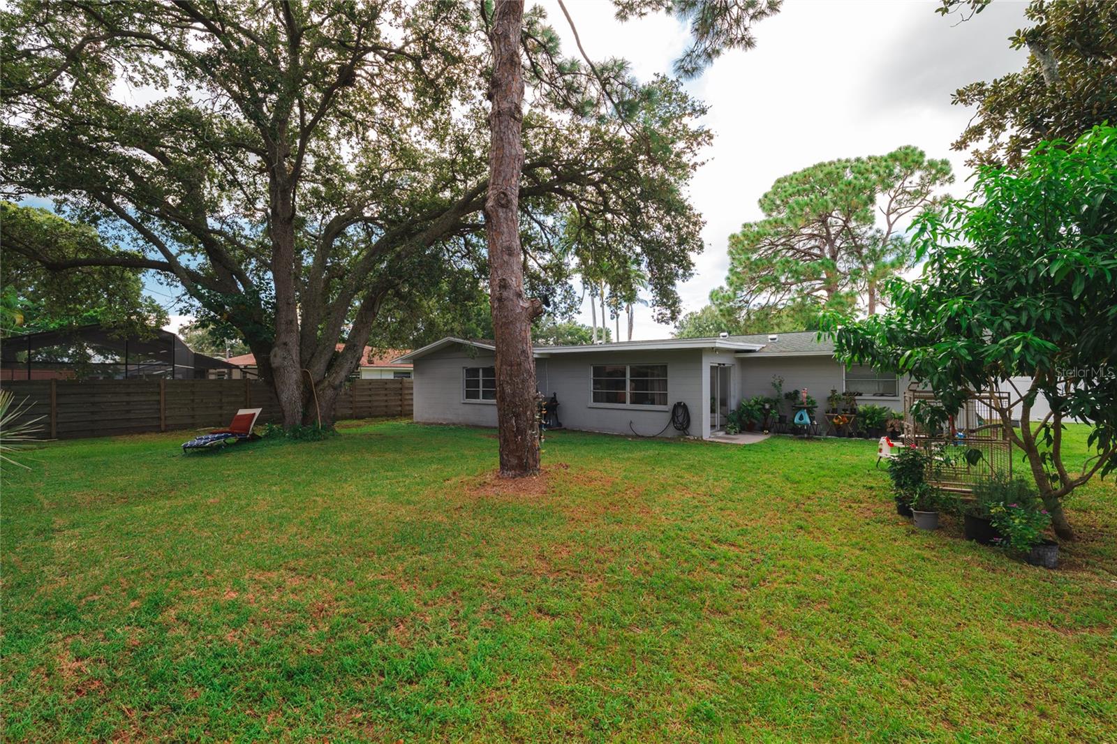 Image 18 of 51 For 1811 49th Street W