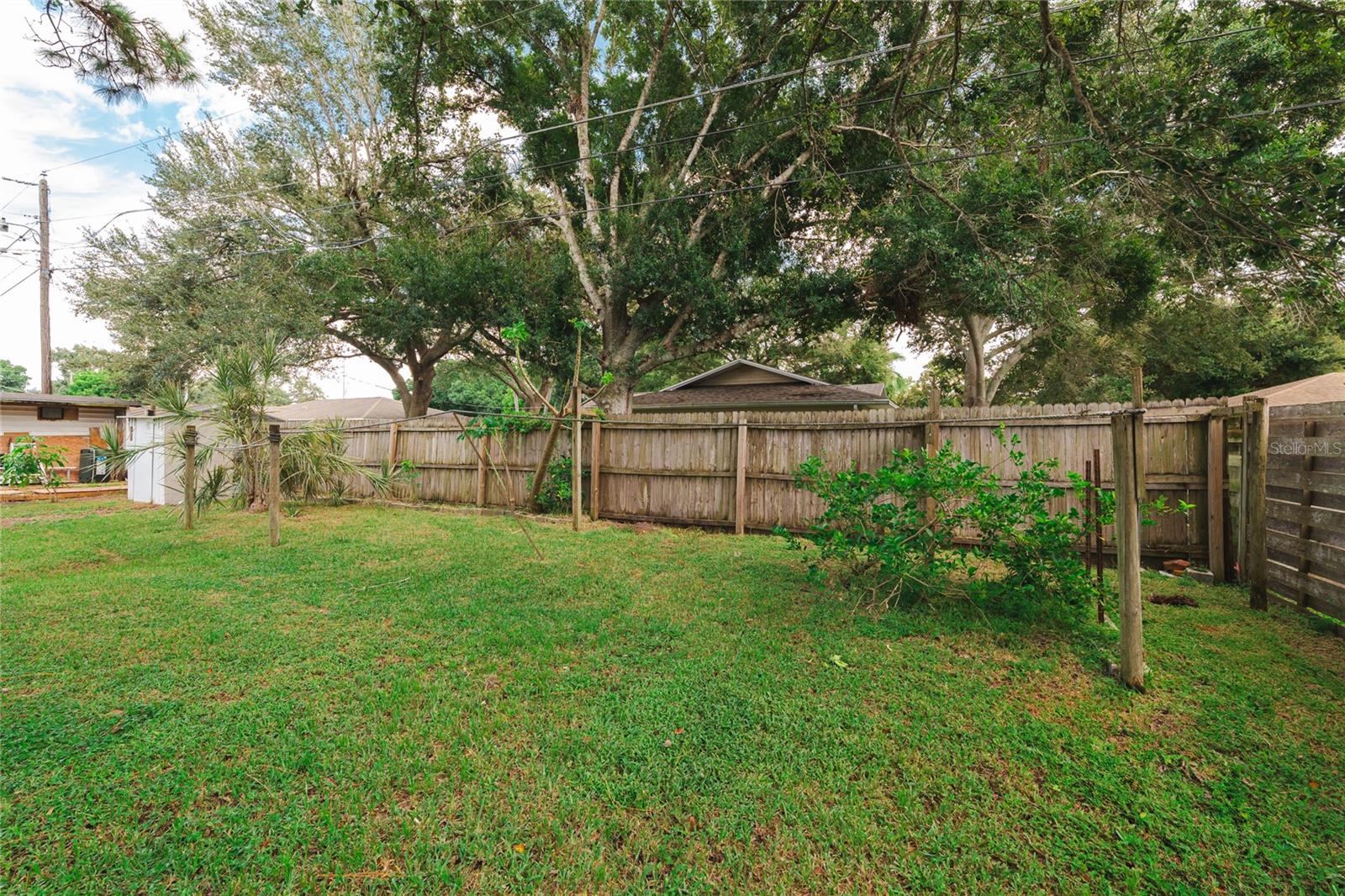 Image 23 of 51 For 1811 49th Street W