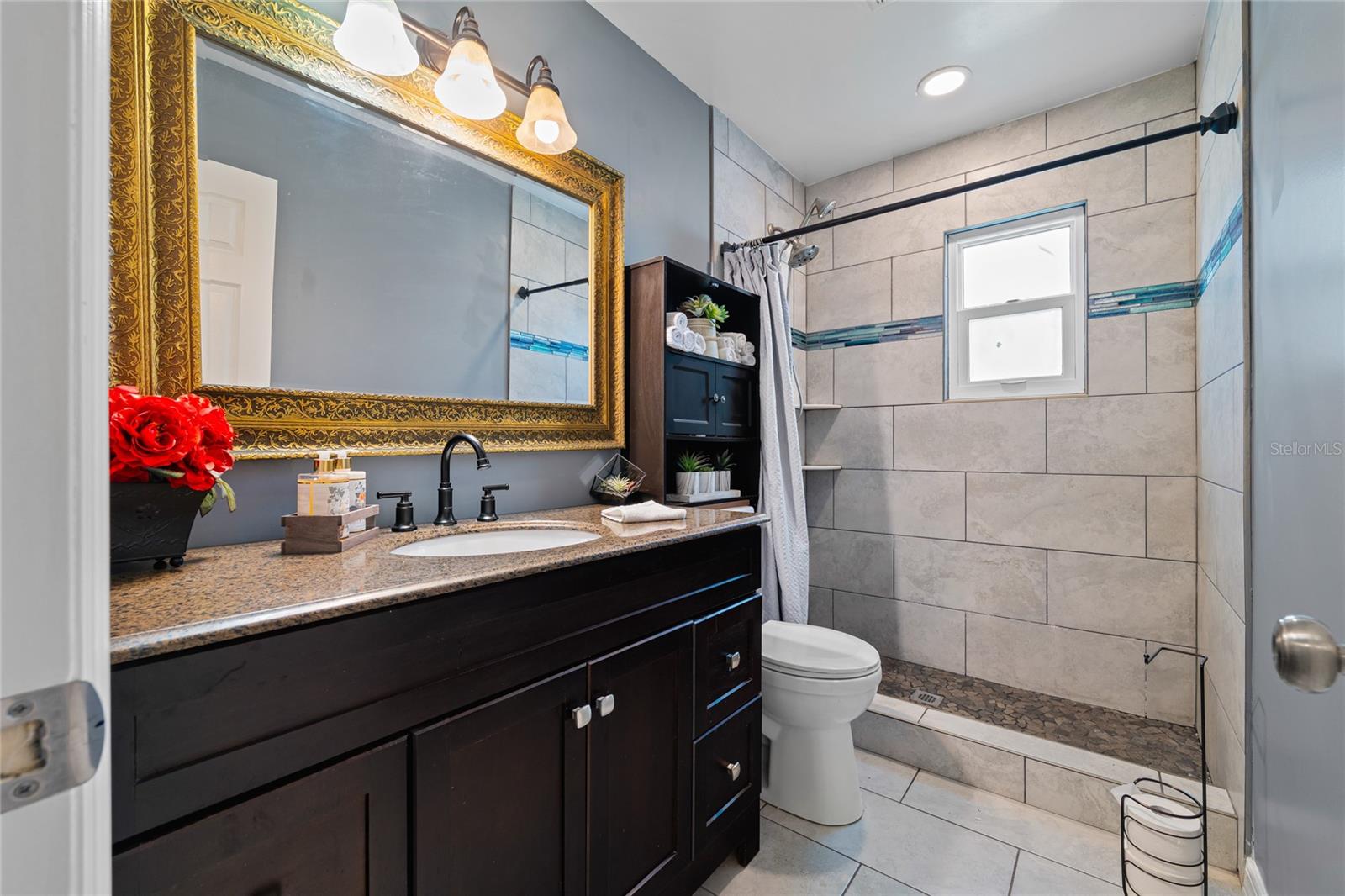 Image 31 of 51 For 1811 49th Street W