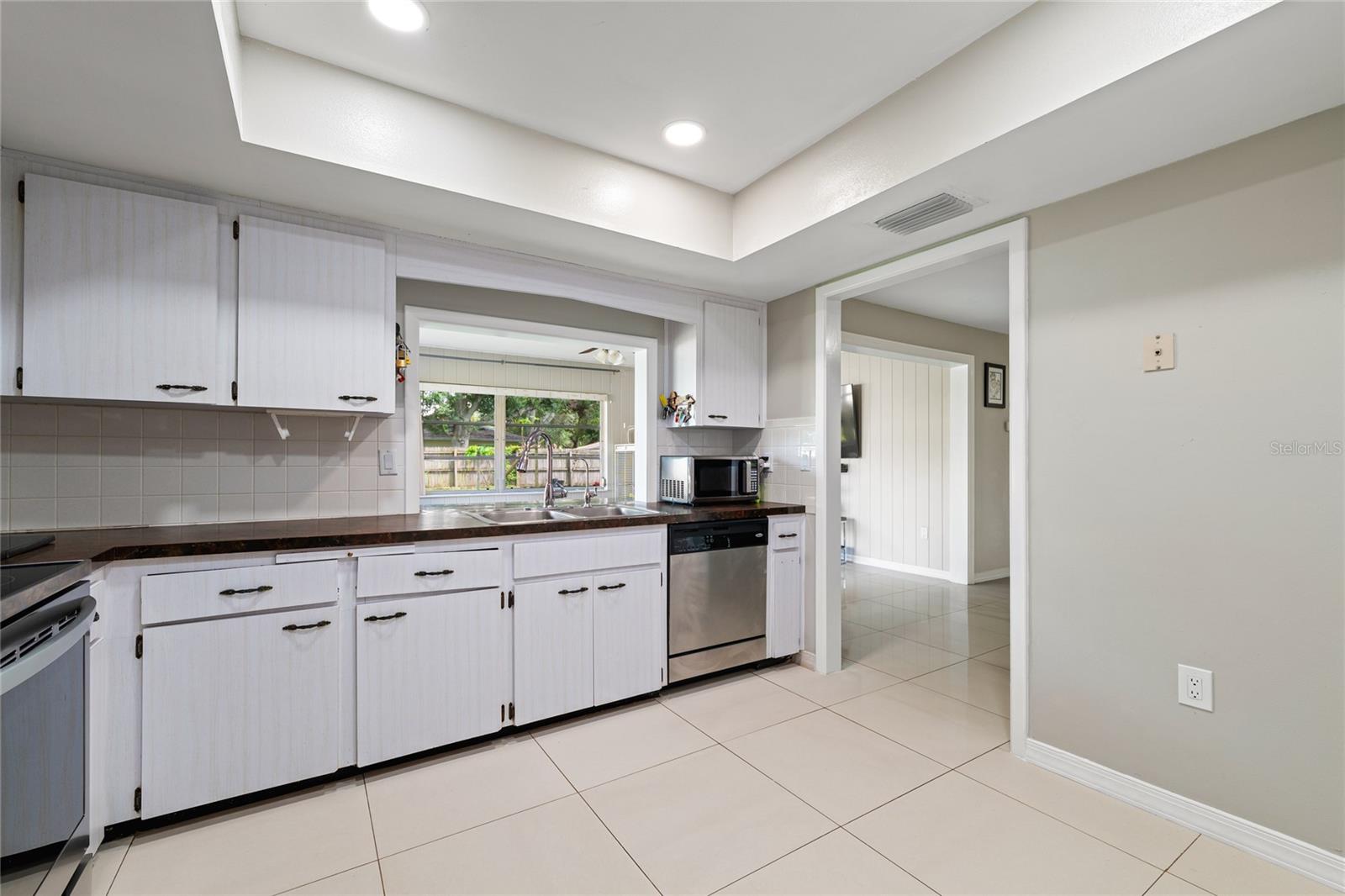 Image 42 of 51 For 1811 49th Street W