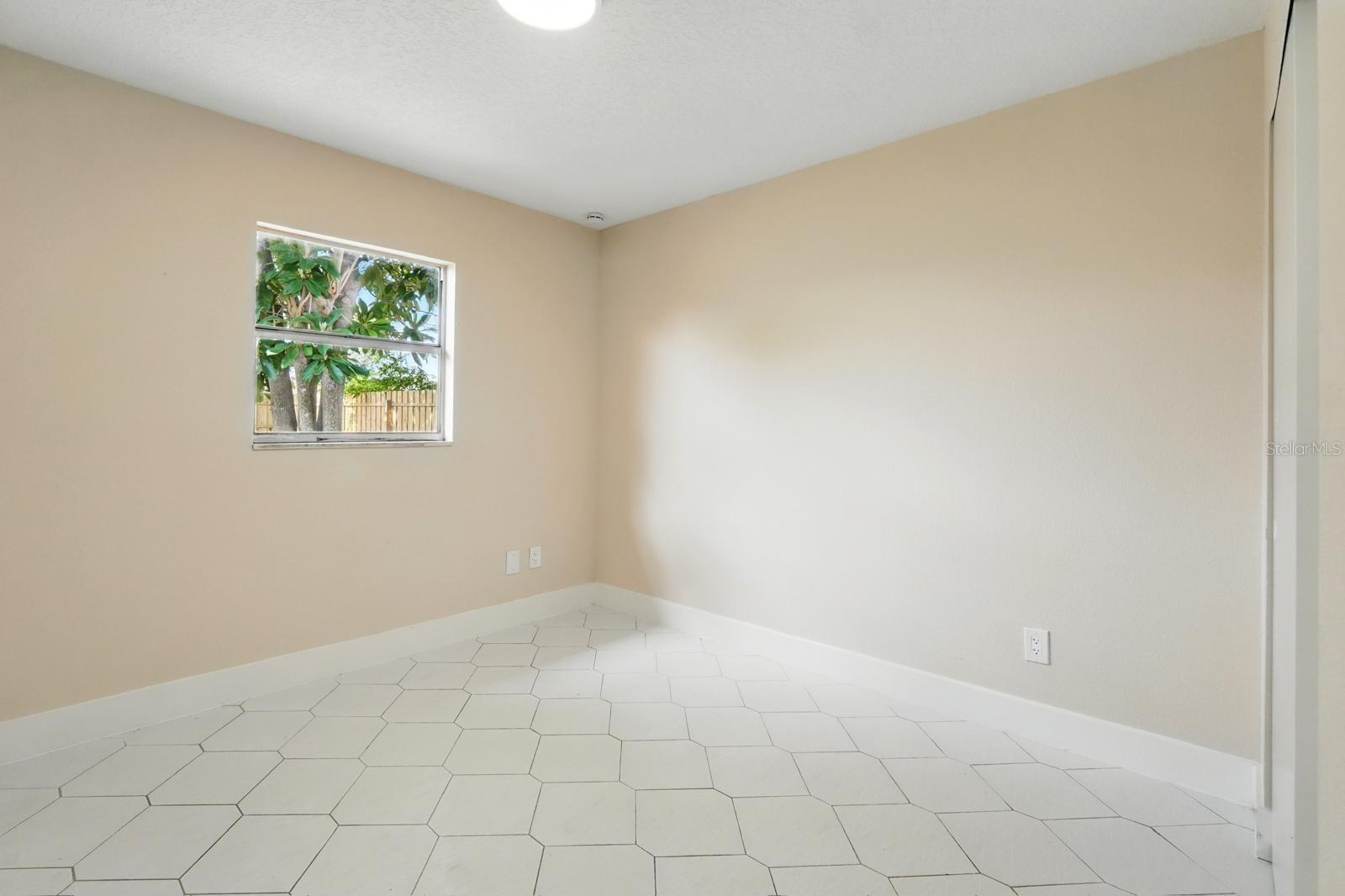 Image 24 of 33 For 4630 Ligustrum Way