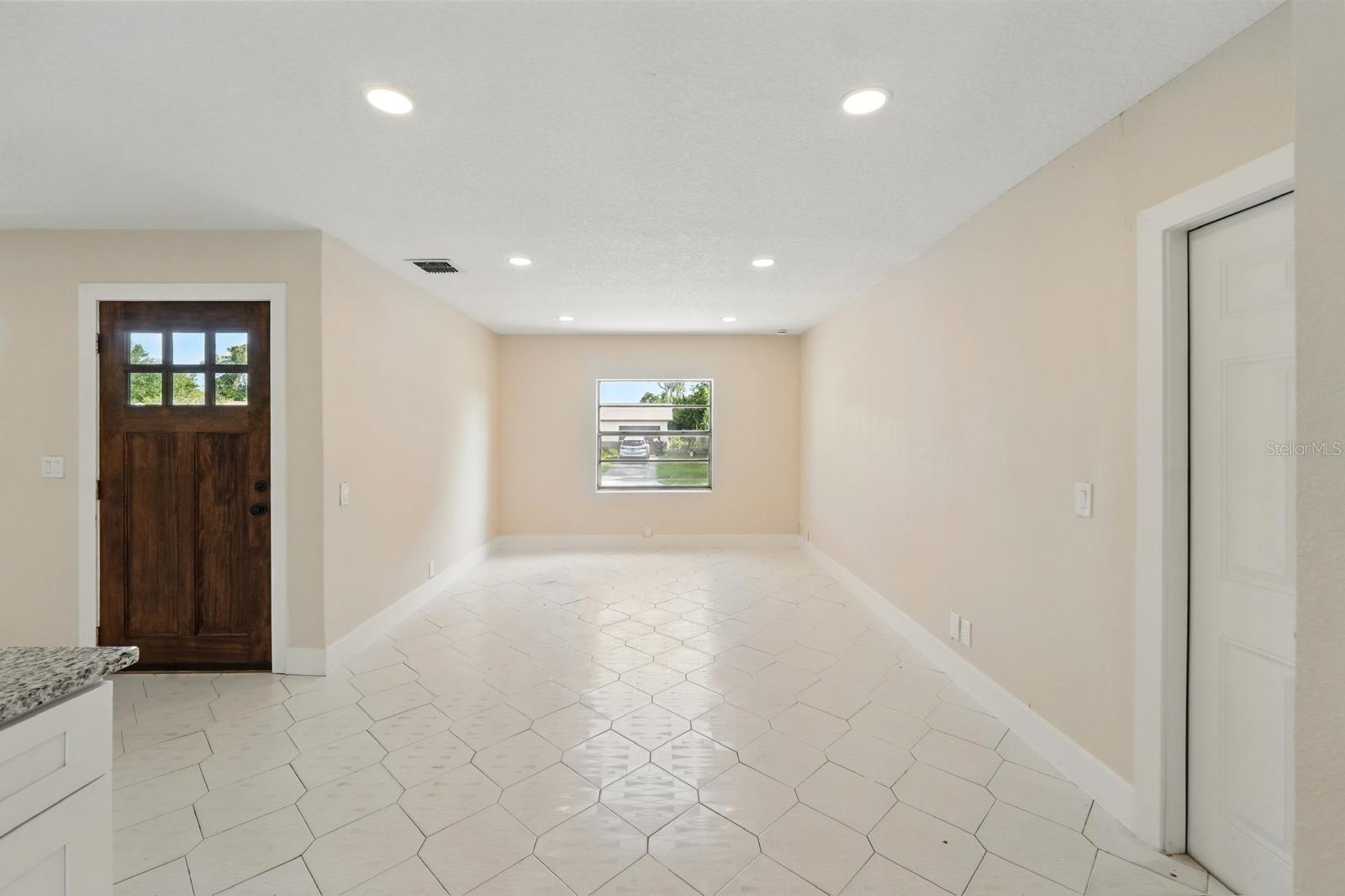 Image 7 of 33 For 4630 Ligustrum Way