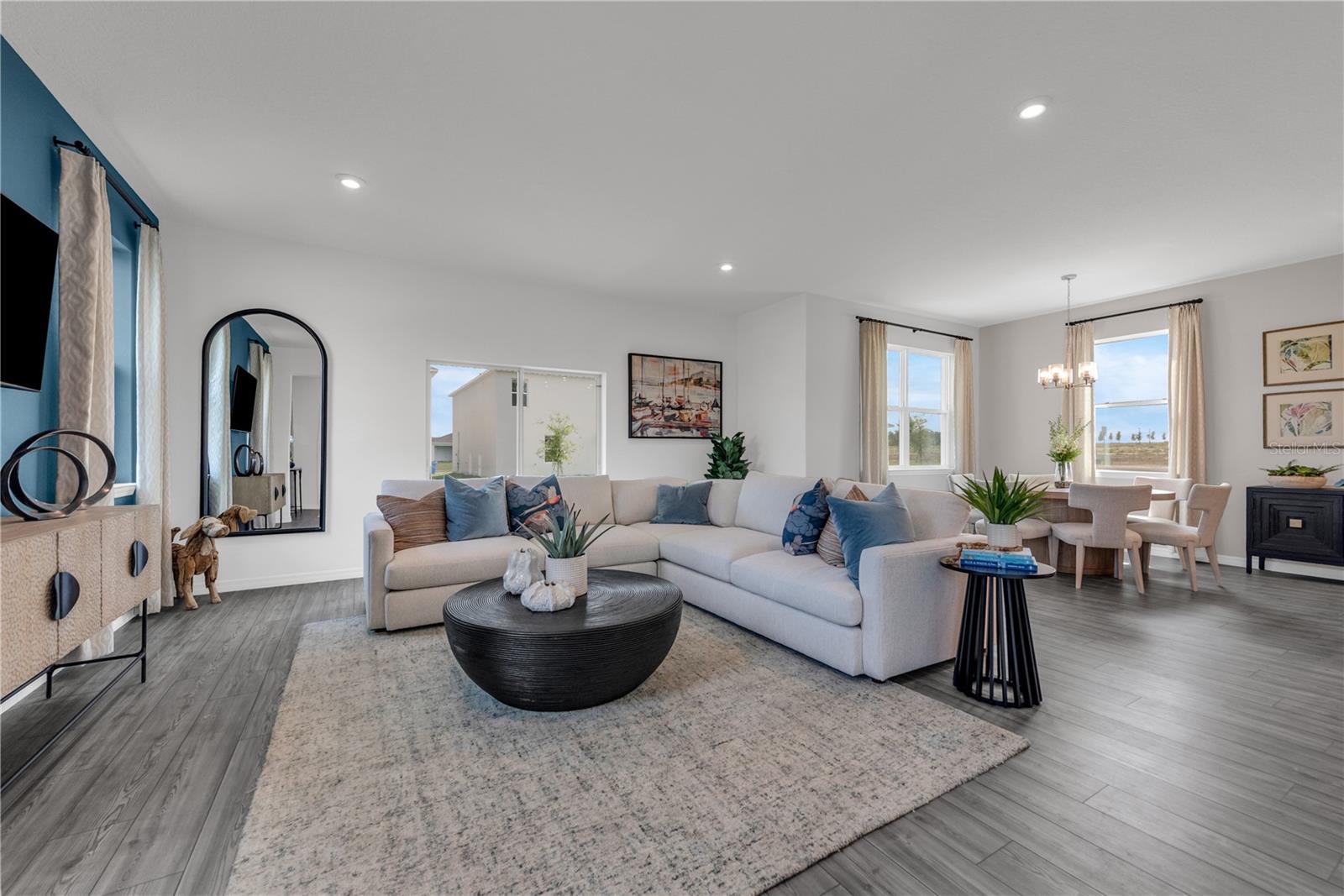 Image 12 of 32 For 5507 Meadow Walk Drive