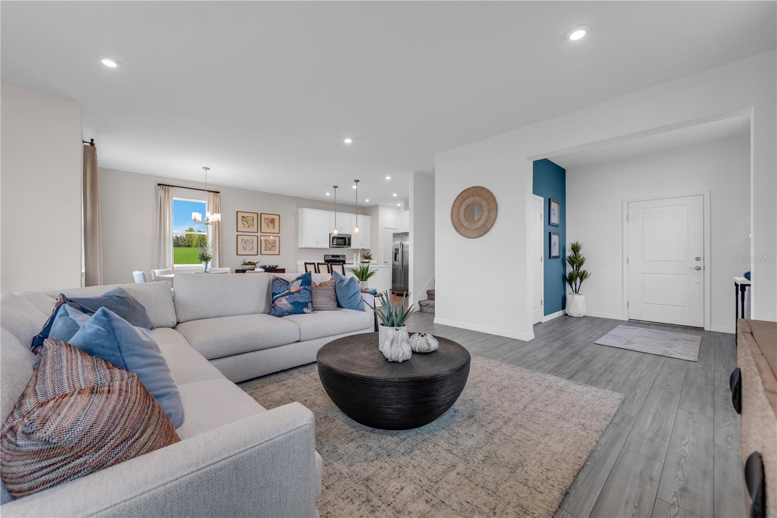 Image 14 of 32 For 5507 Meadow Walk Drive