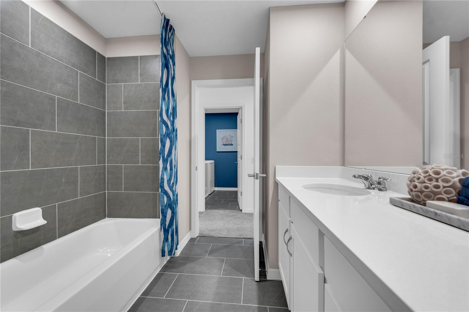 Image 22 of 32 For 5507 Meadow Walk Drive