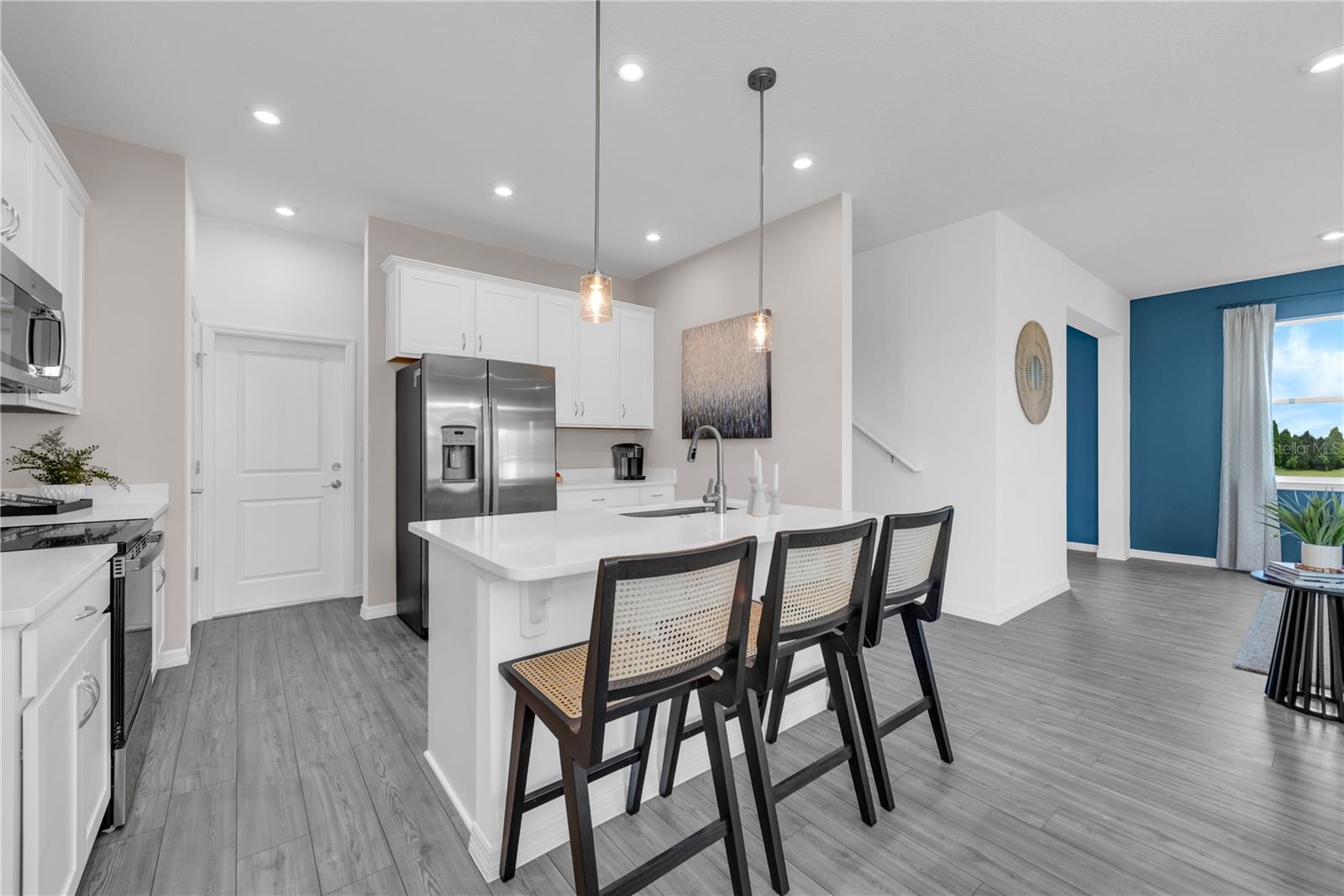 Image 7 of 32 For 5507 Meadow Walk Drive