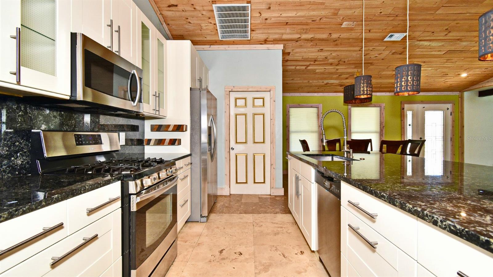 Image 13 of 38 For 8924 Angelica Drive