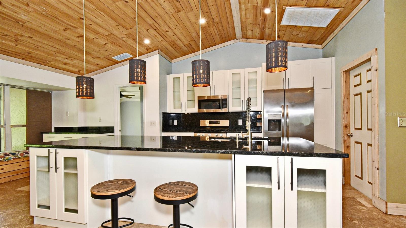 Image 9 of 38 For 8924 Angelica Drive