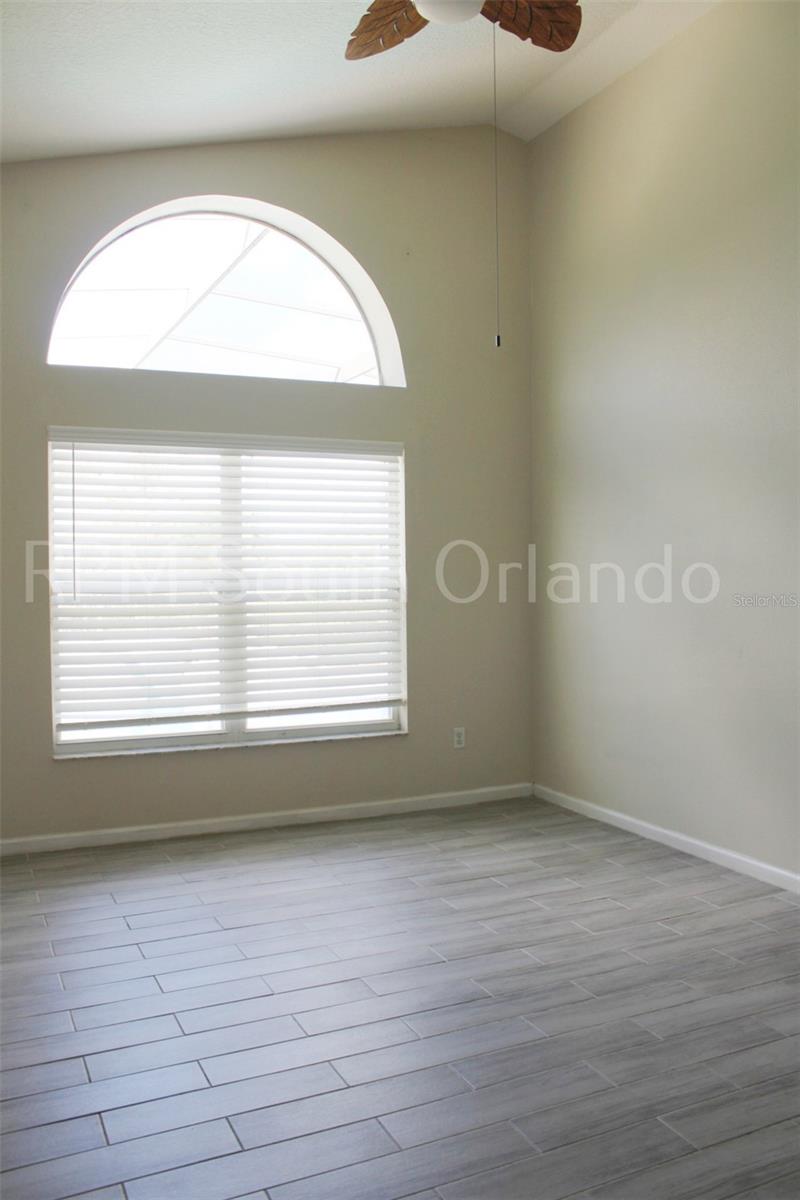 Image 8 of 9 For 15401 Bay Vista Drive