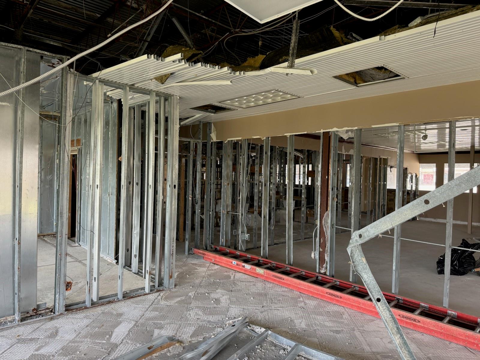 Image 12 of 41 For 576 Semoran Boulevard