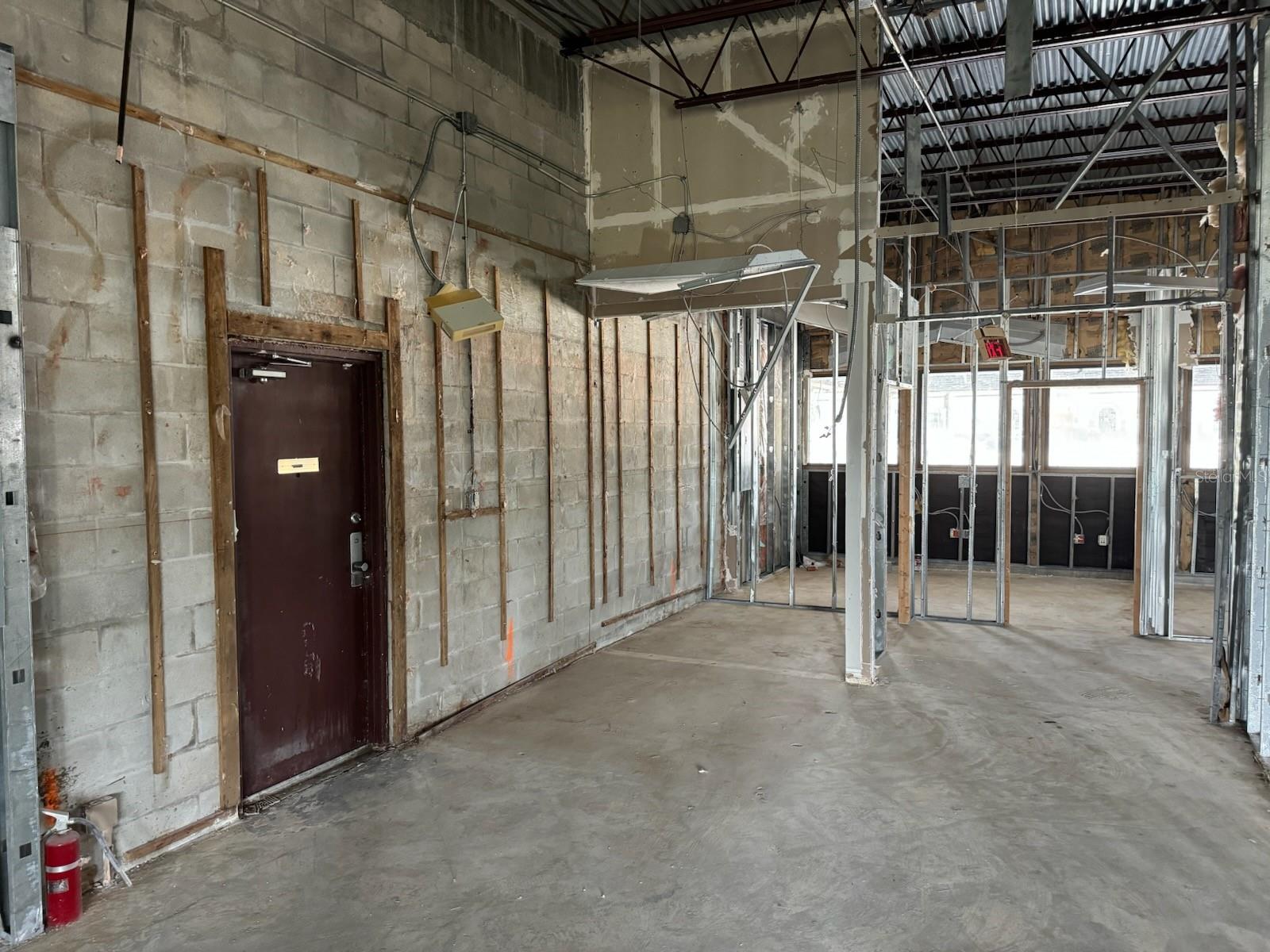 Image 14 of 41 For 576 Semoran Boulevard