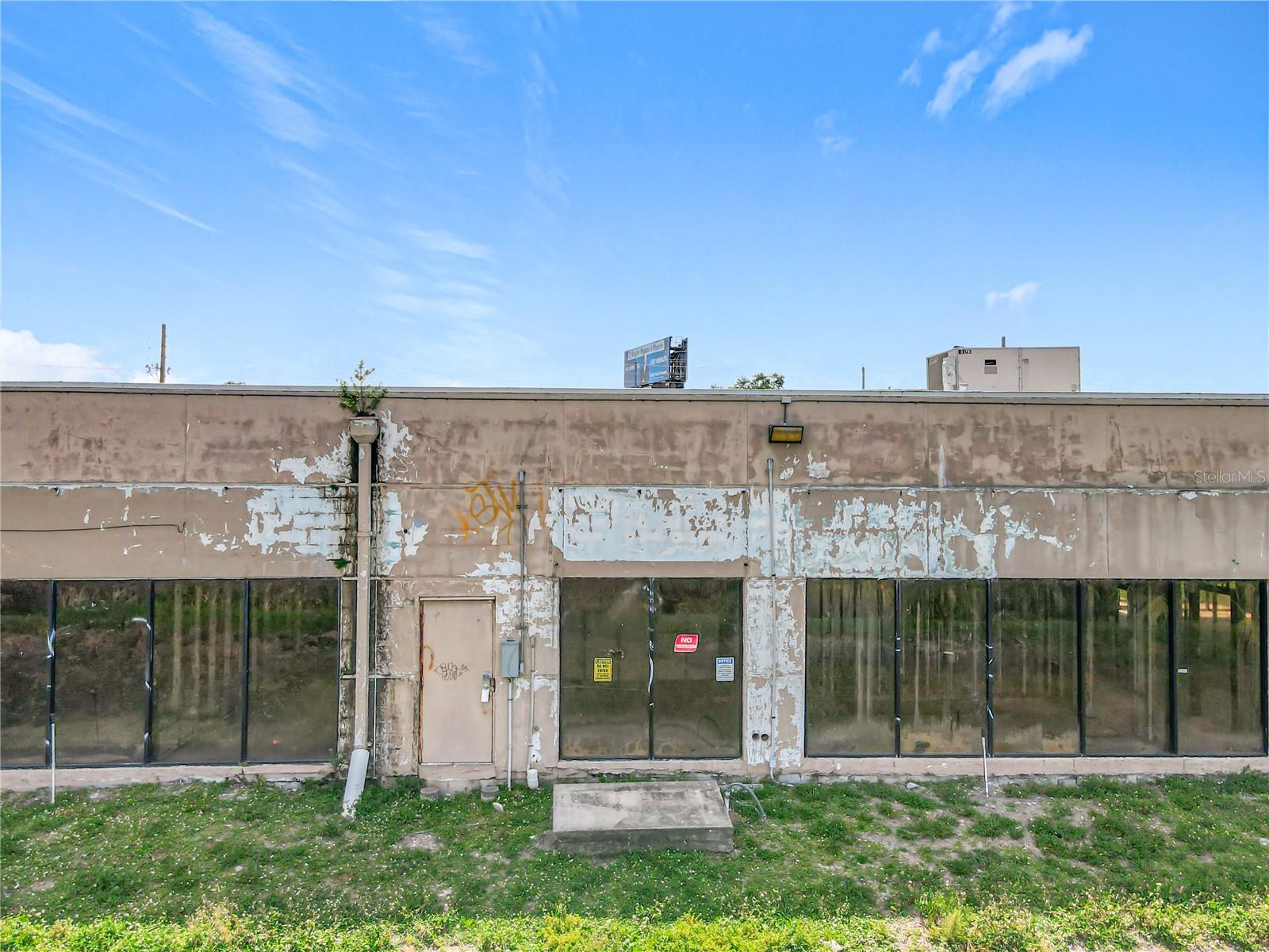 Image 22 of 41 For 576 Semoran Boulevard