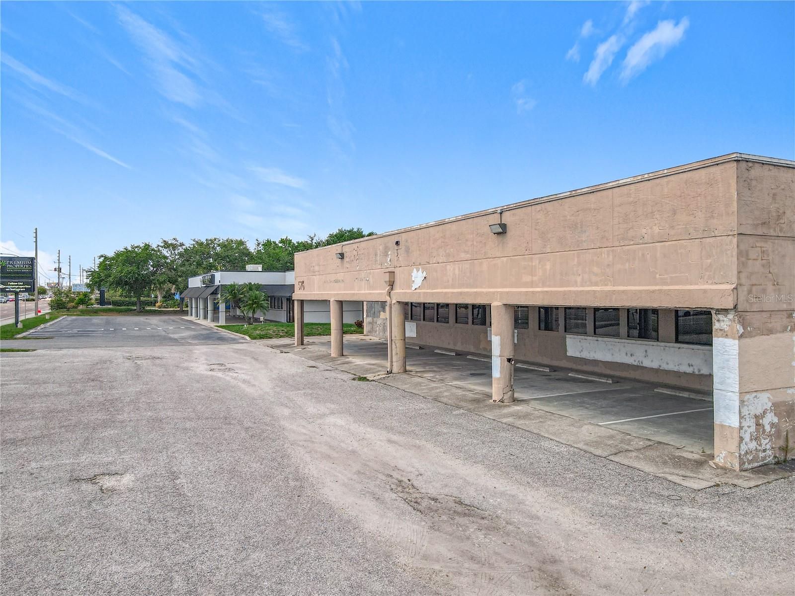 Image 7 of 41 For 576 Semoran Boulevard