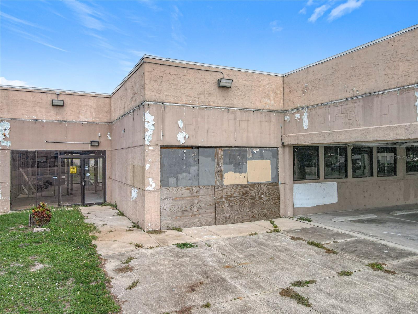 Image 8 of 41 For 576 Semoran Boulevard
