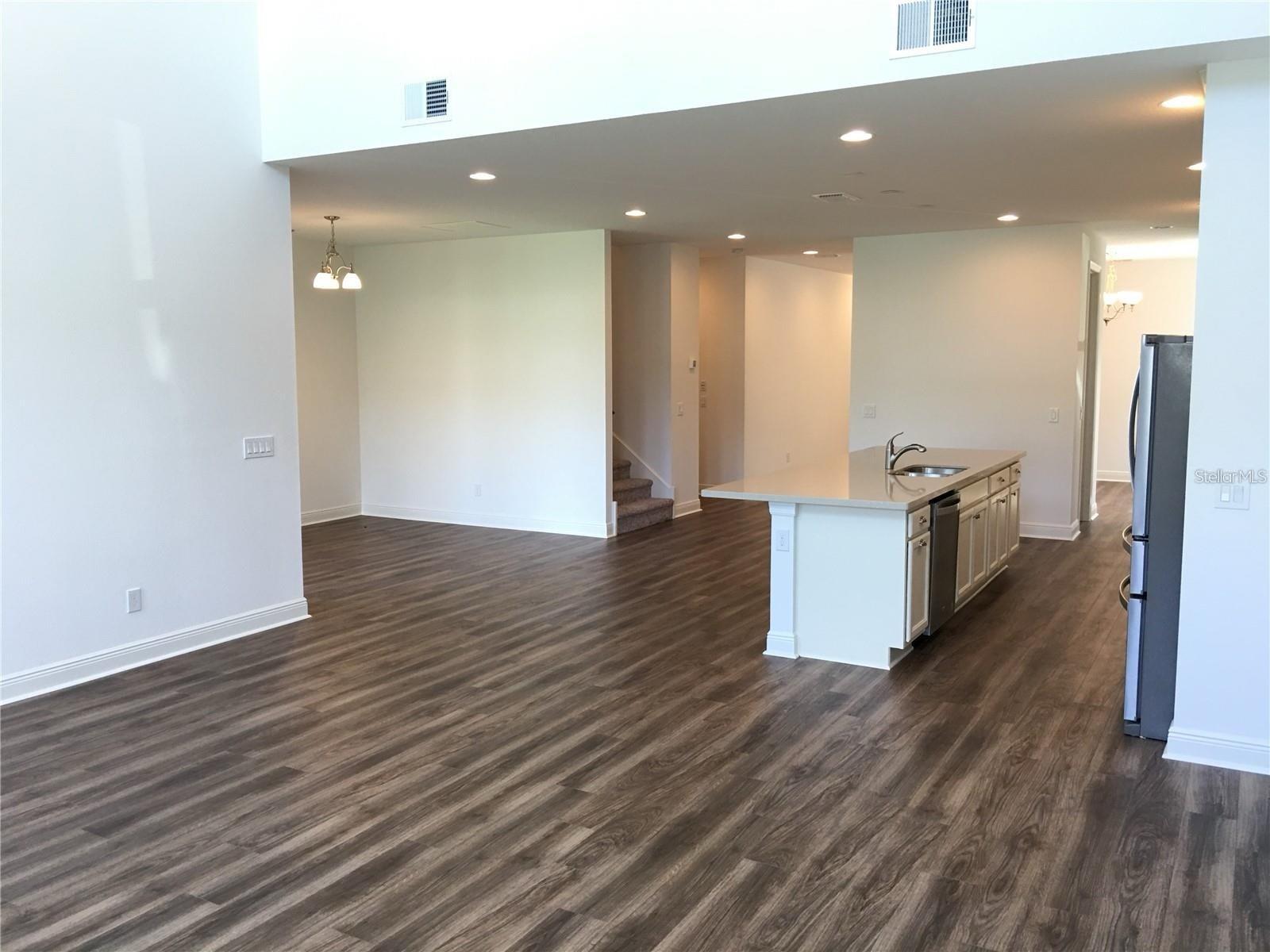 Image 5 of 29 For 9124 Merlon Drive
