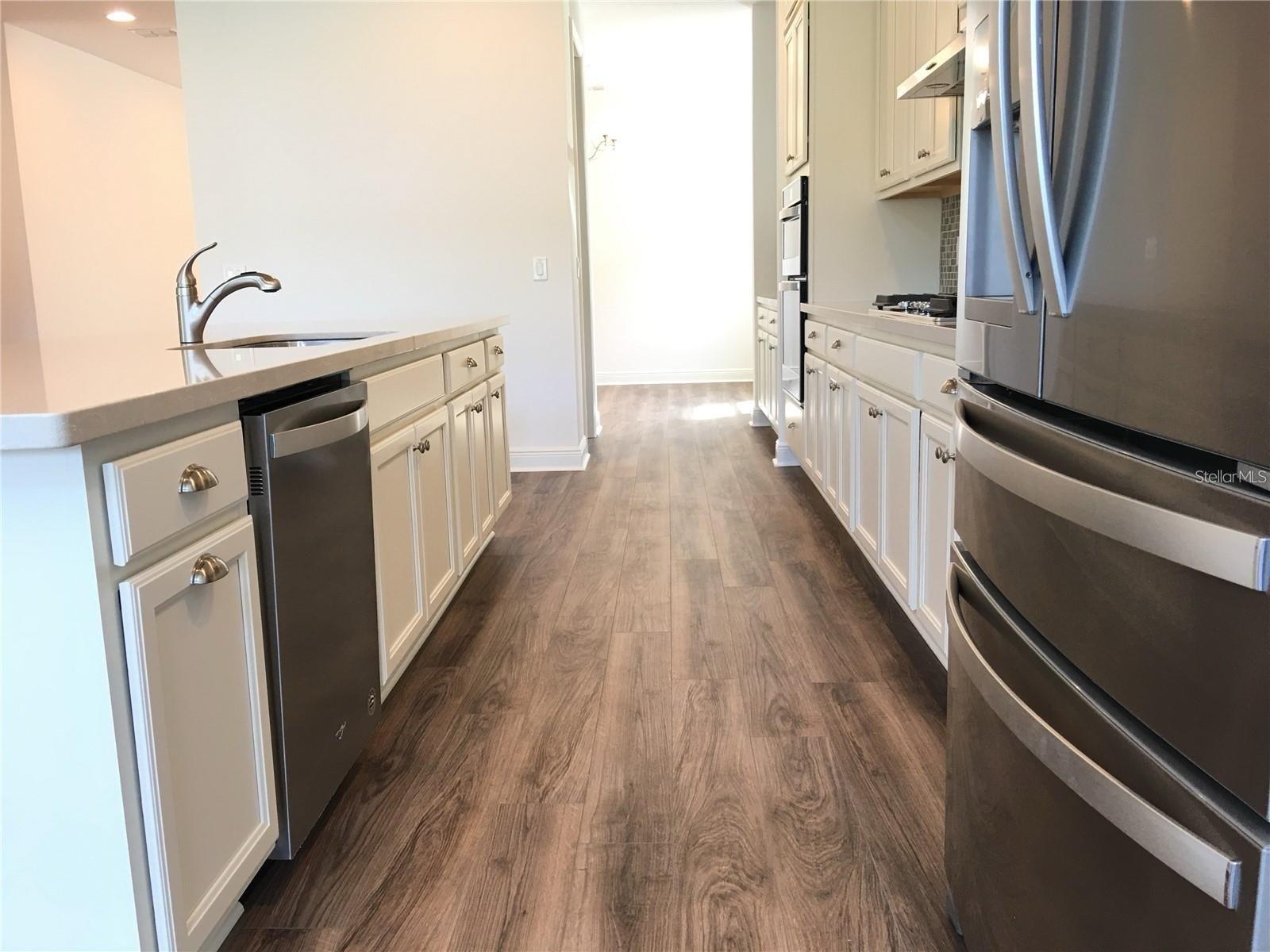 Image 7 of 29 For 9124 Merlon Drive