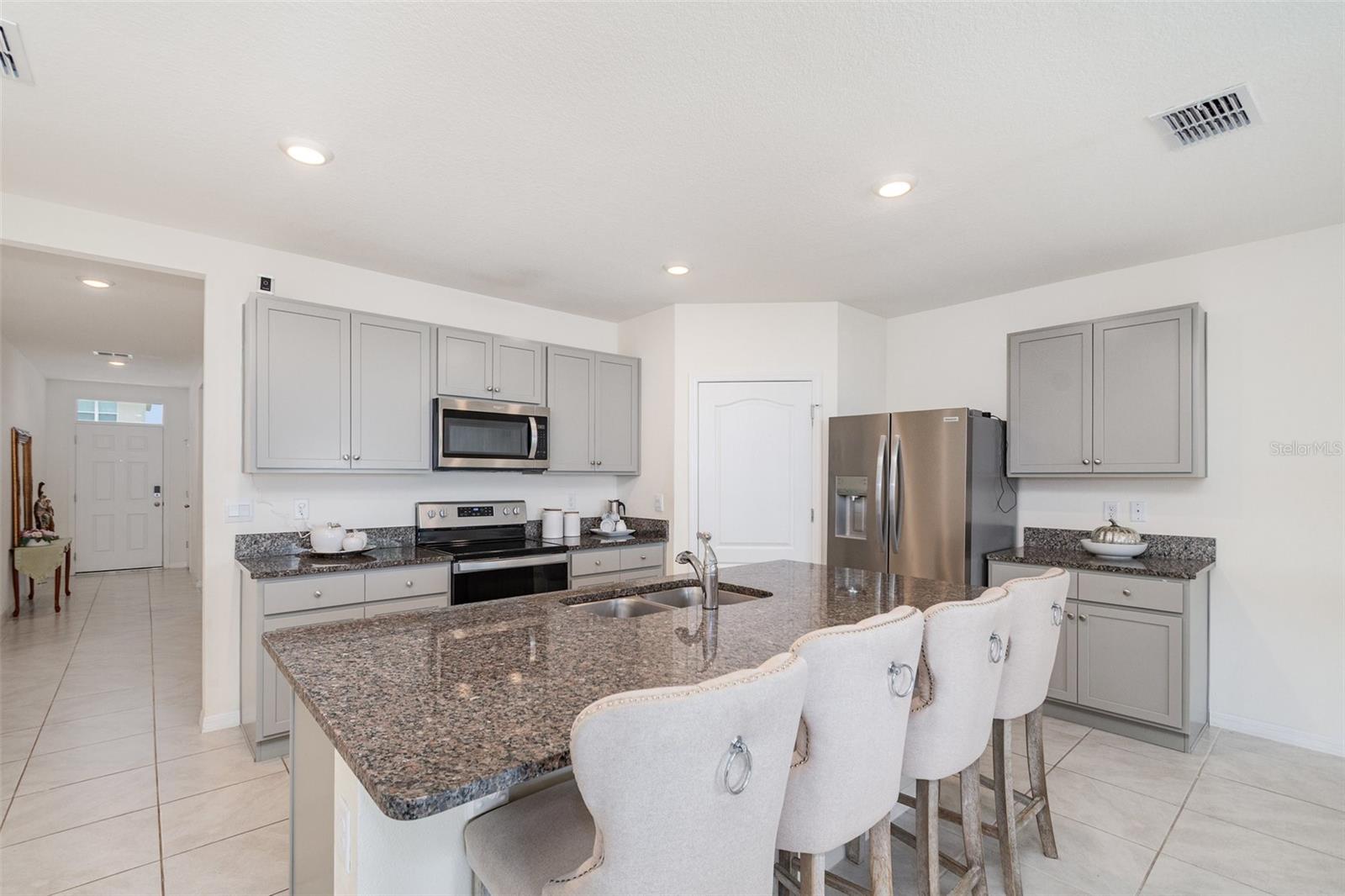 Image 11 of 28 For 9537 Black Walnut Drive