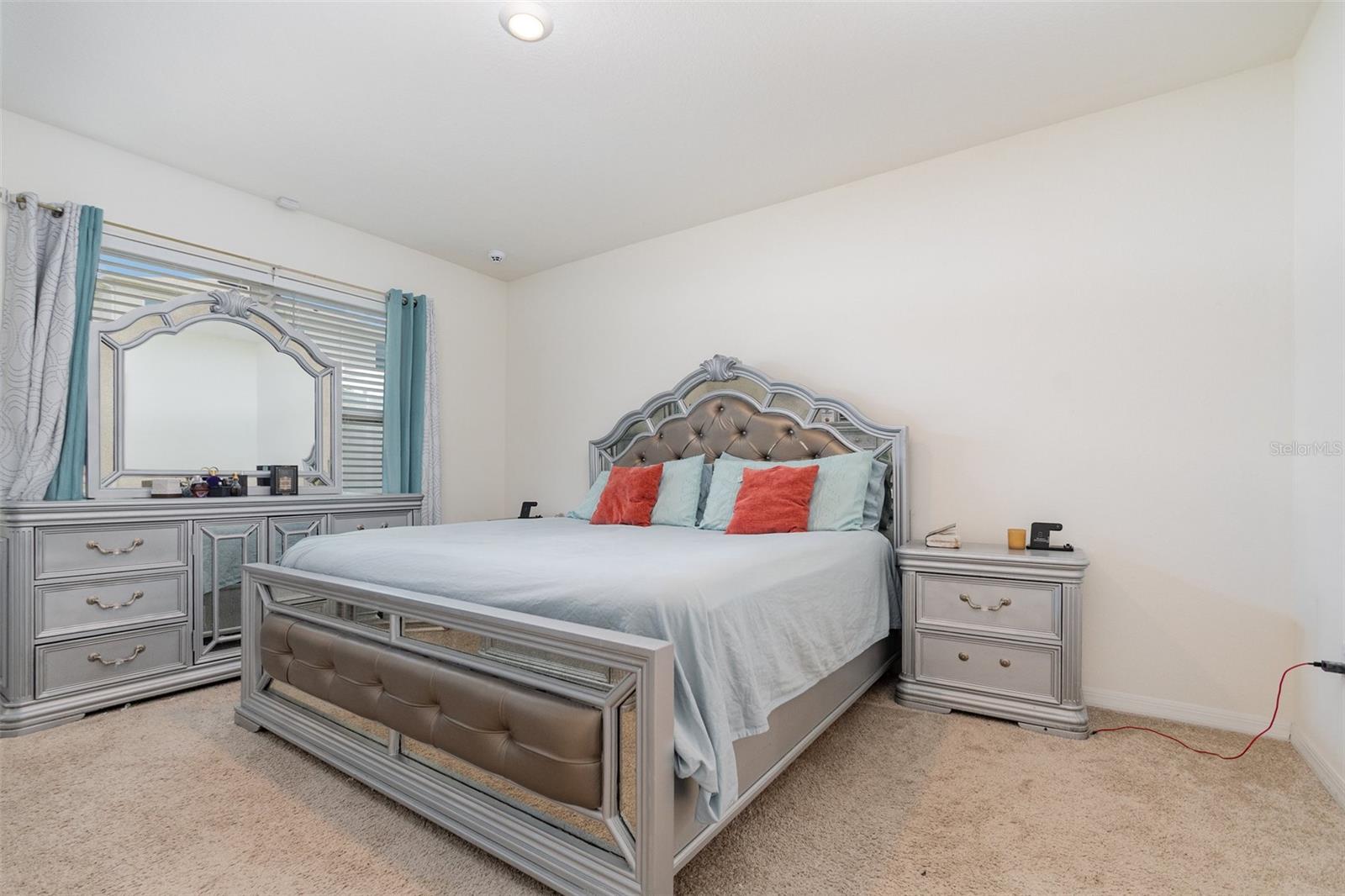 Image 14 of 28 For 9537 Black Walnut Drive