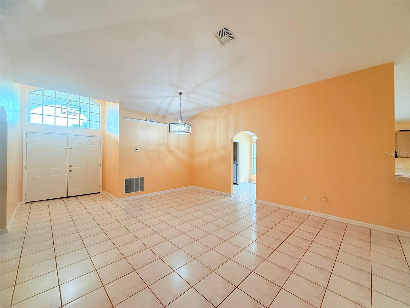 Image 4 of 22 For 1905 Pine Bay Drive