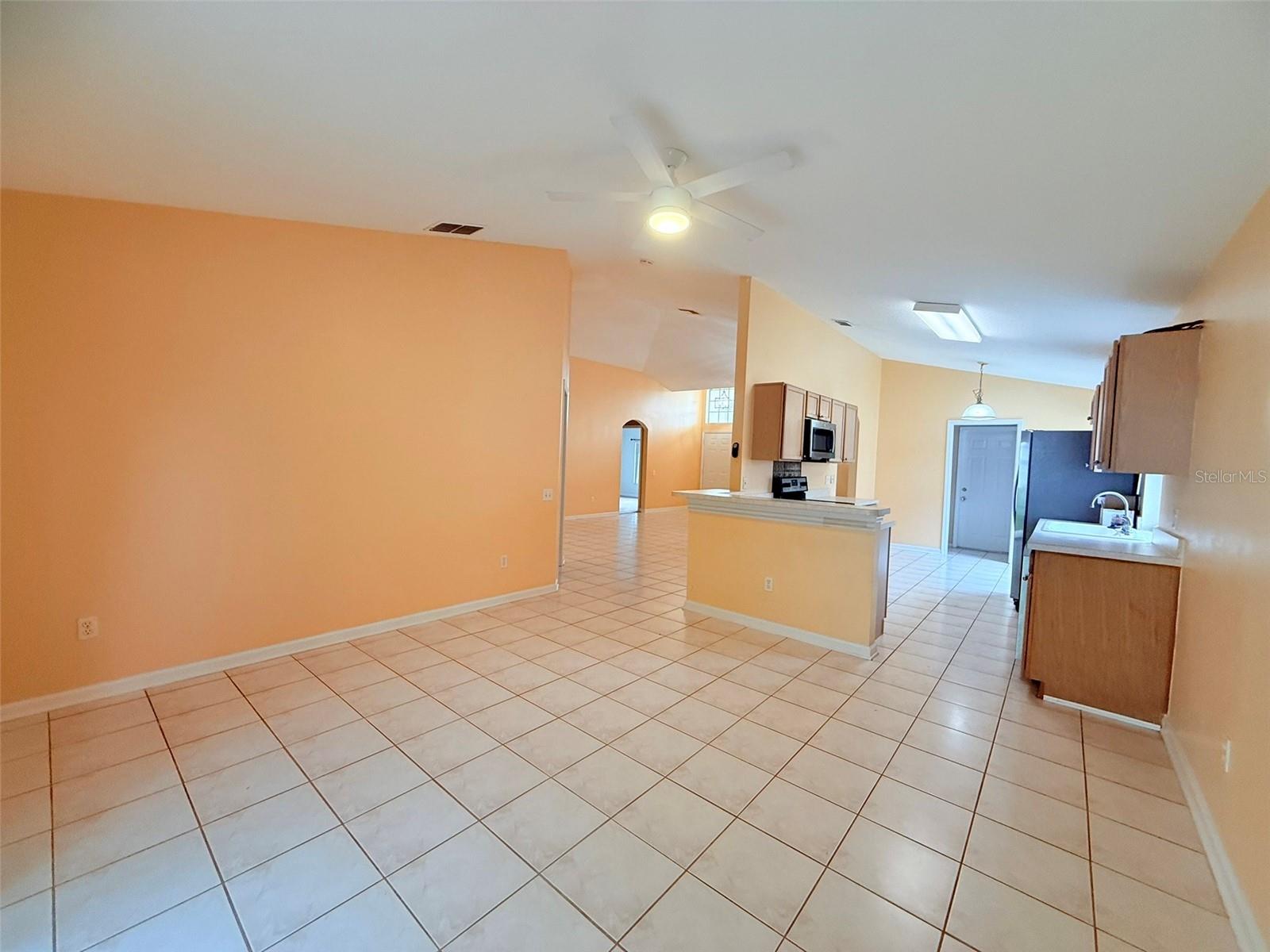 Image 5 of 22 For 1905 Pine Bay Drive