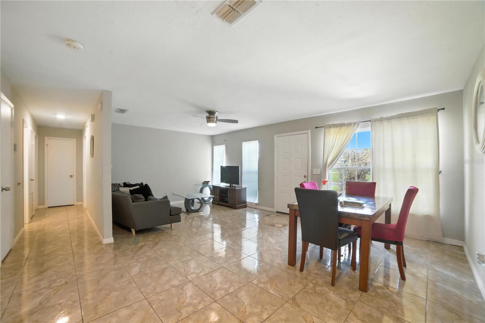 Image 15 of 37 For 767 Birchwood Circle