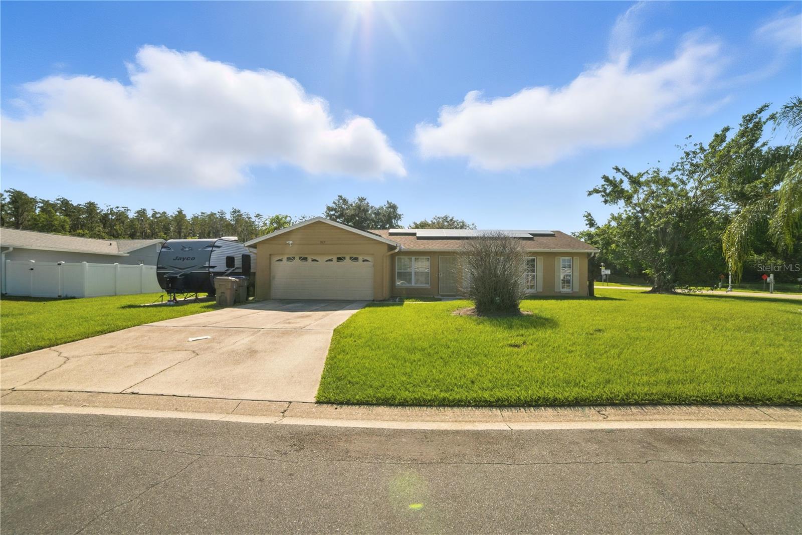Image 2 of 37 For 767 Birchwood Circle