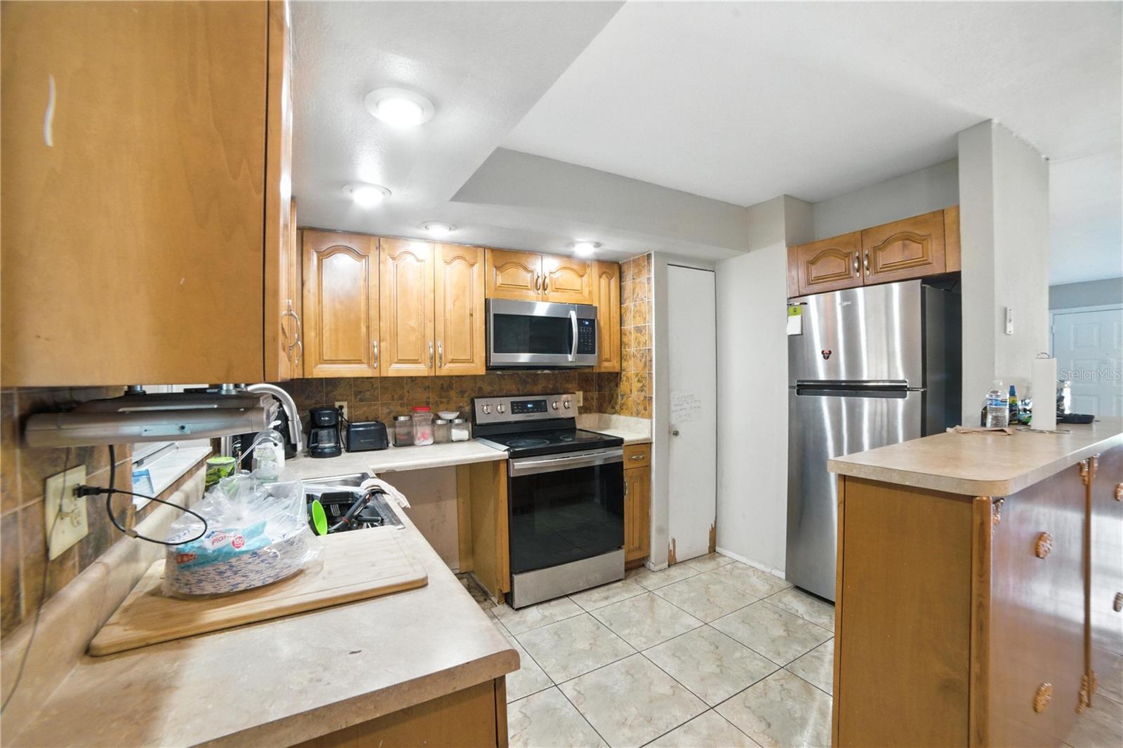 Image 23 of 37 For 767 Birchwood Circle