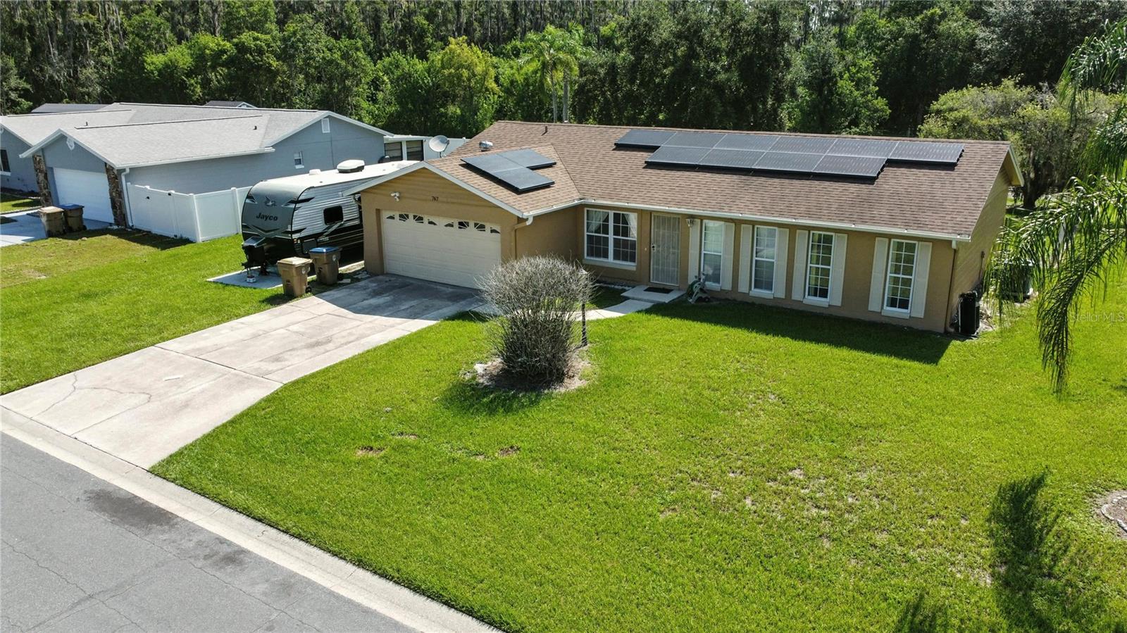 Image 5 of 37 For 767 Birchwood Circle