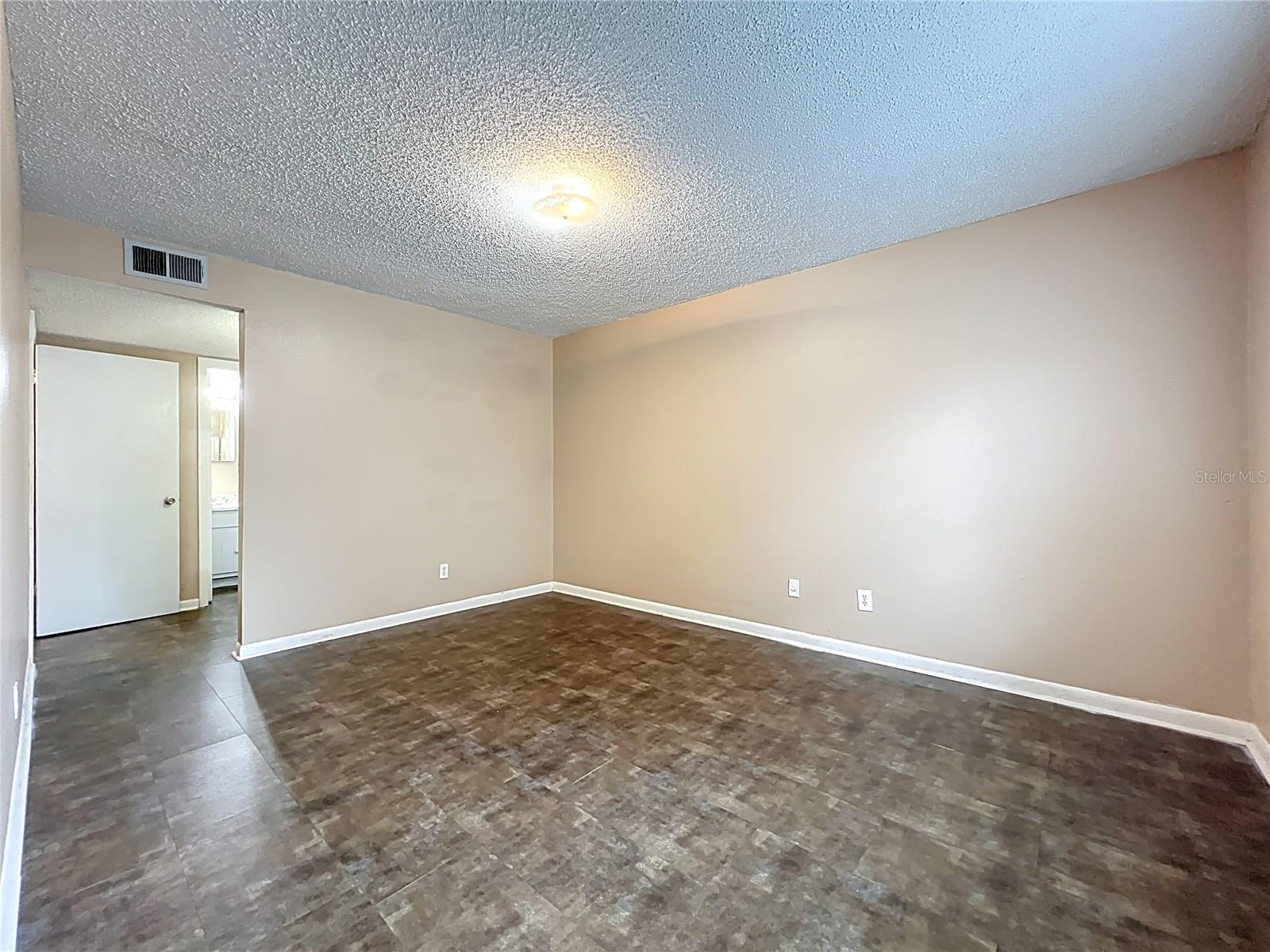 Image 19 of 29 For 4223 Parkside Drive