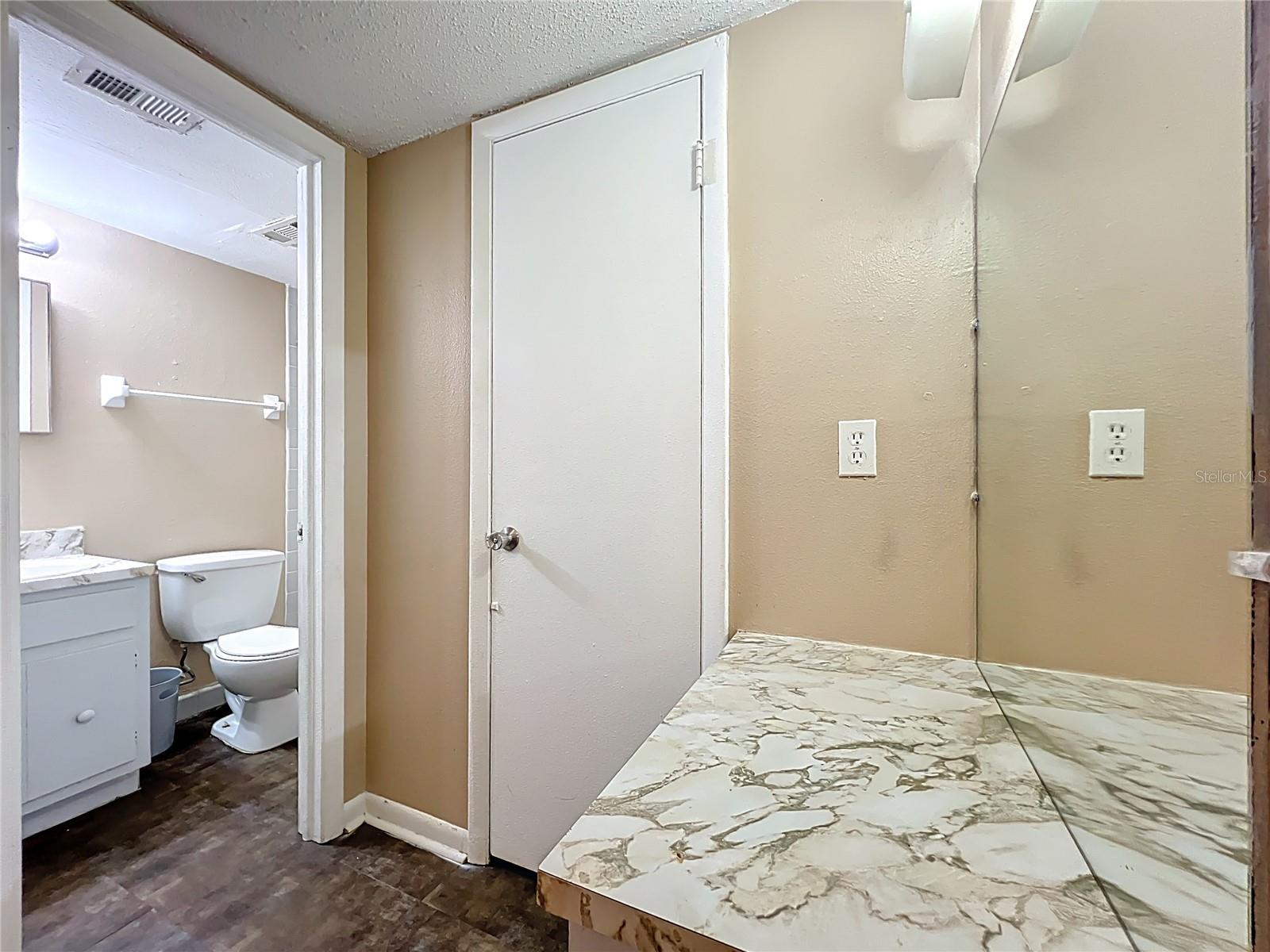 Image 22 of 29 For 4223 Parkside Drive