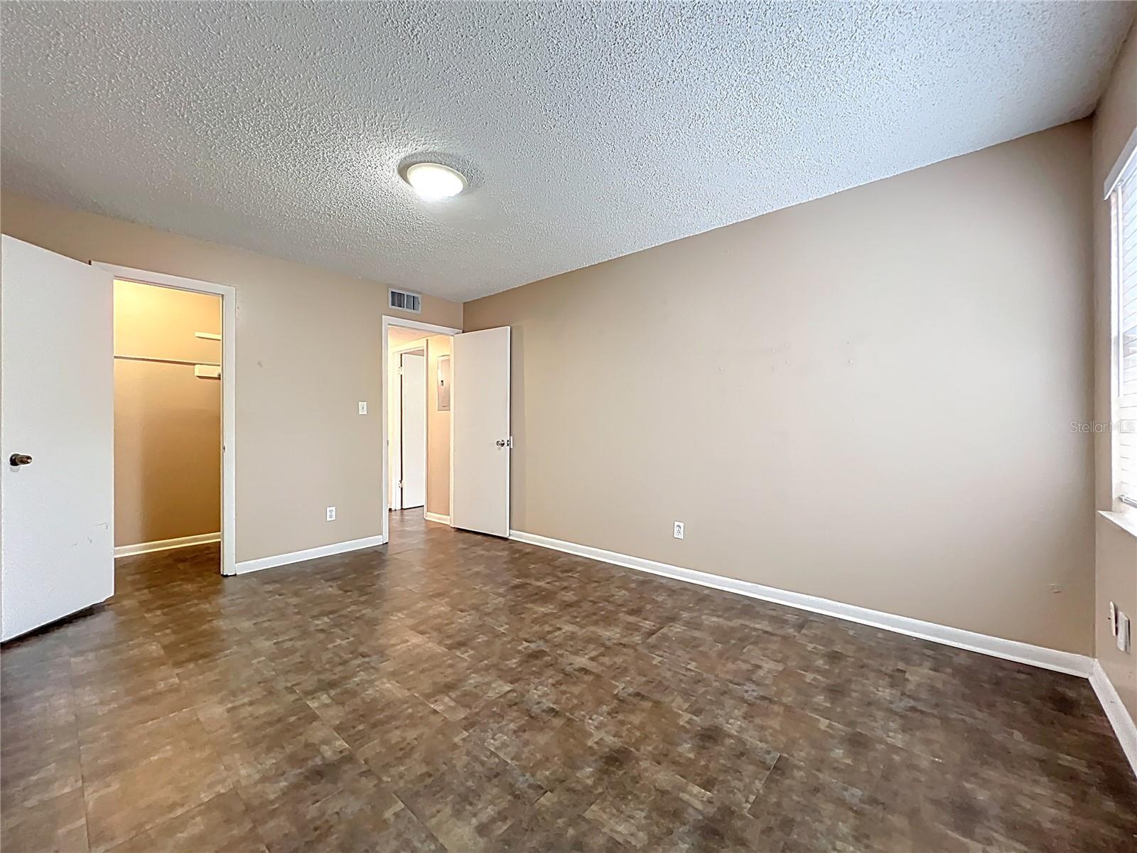 Image 24 of 29 For 4223 Parkside Drive