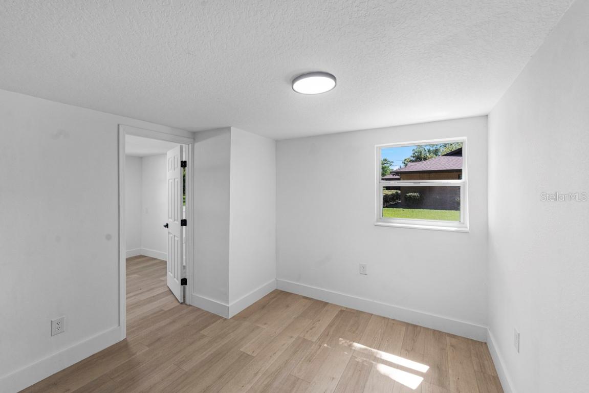 Image 19 of 19 For 1011 16th Street