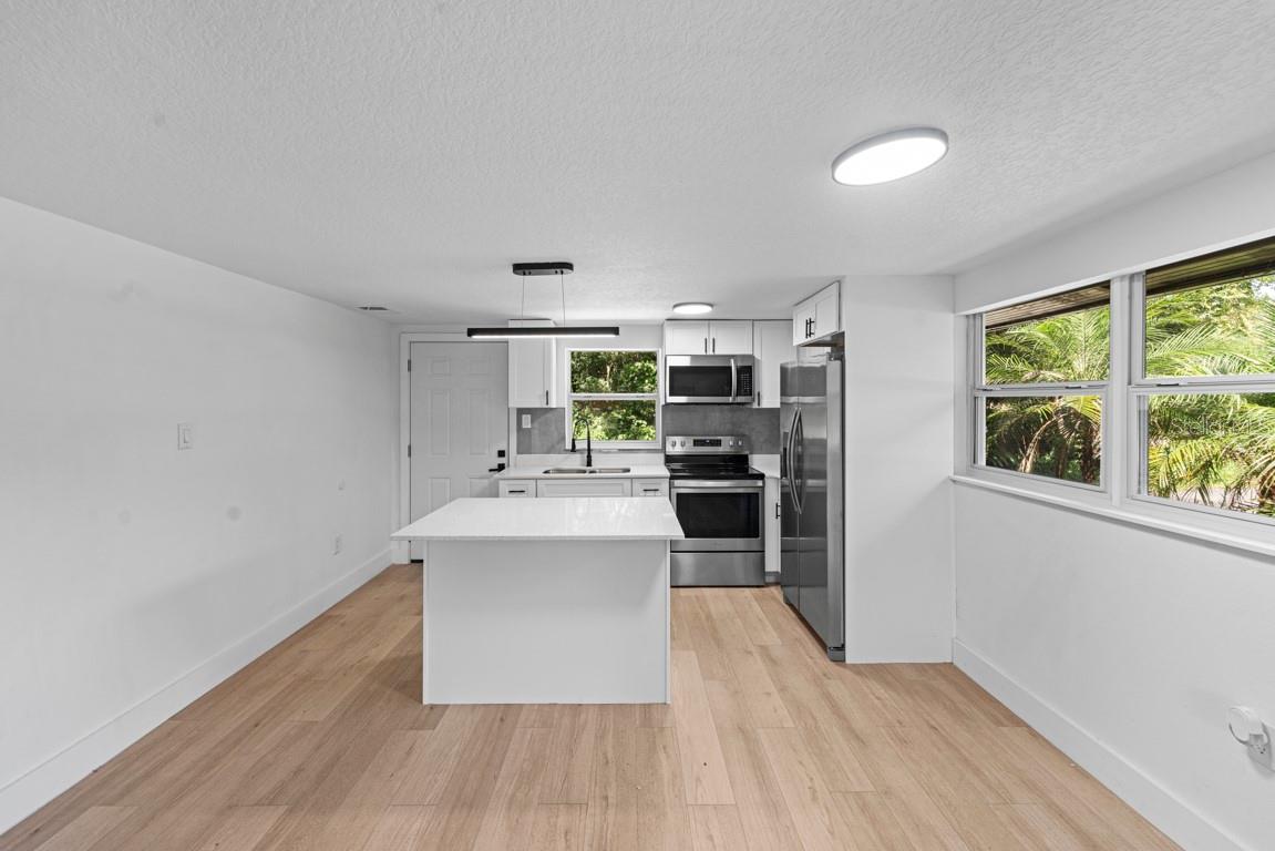 Image 4 of 19 For 1011 16th Street