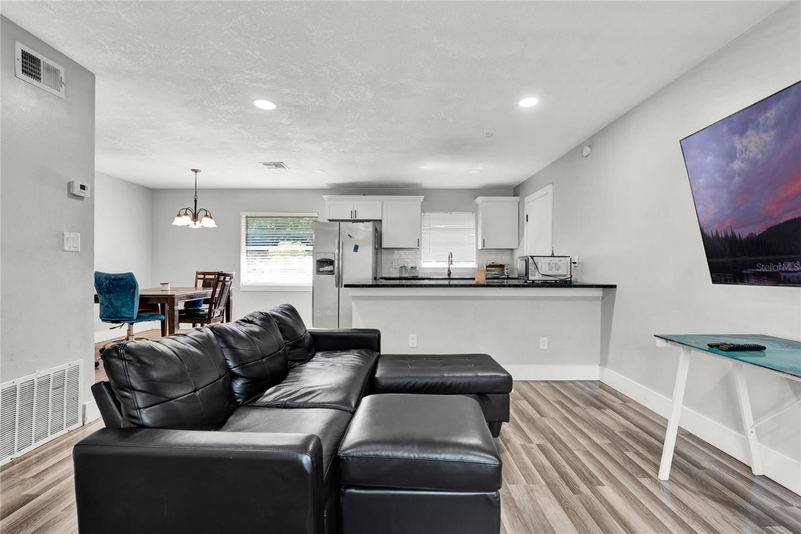Image 10 of 34 For 6442 Fortune Lane