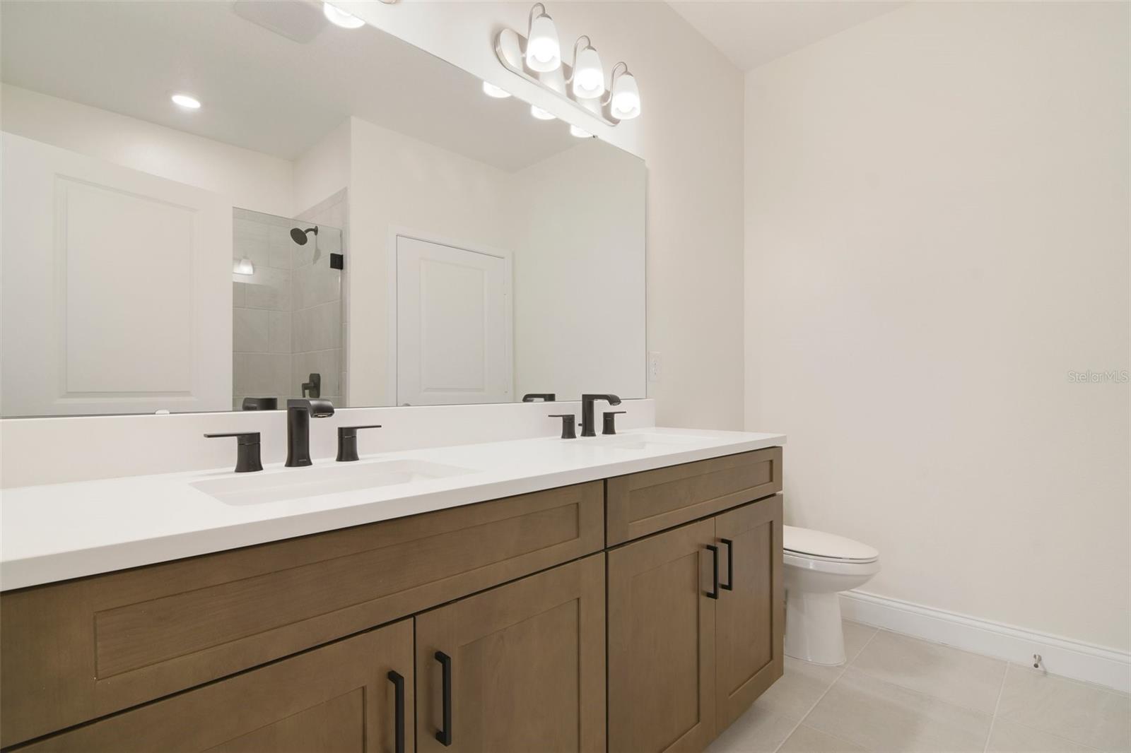 Image 12 of 20 For 7557 Laureate Boulevard 6301