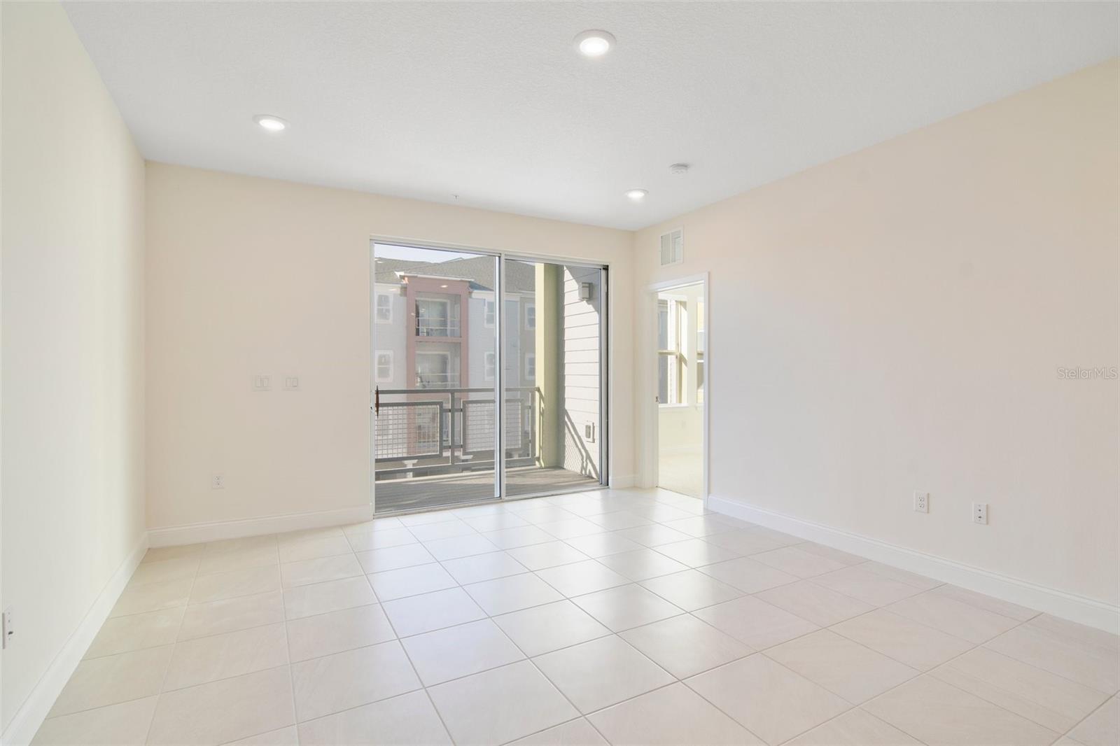 Image 5 of 20 For 7557 Laureate Boulevard 6301