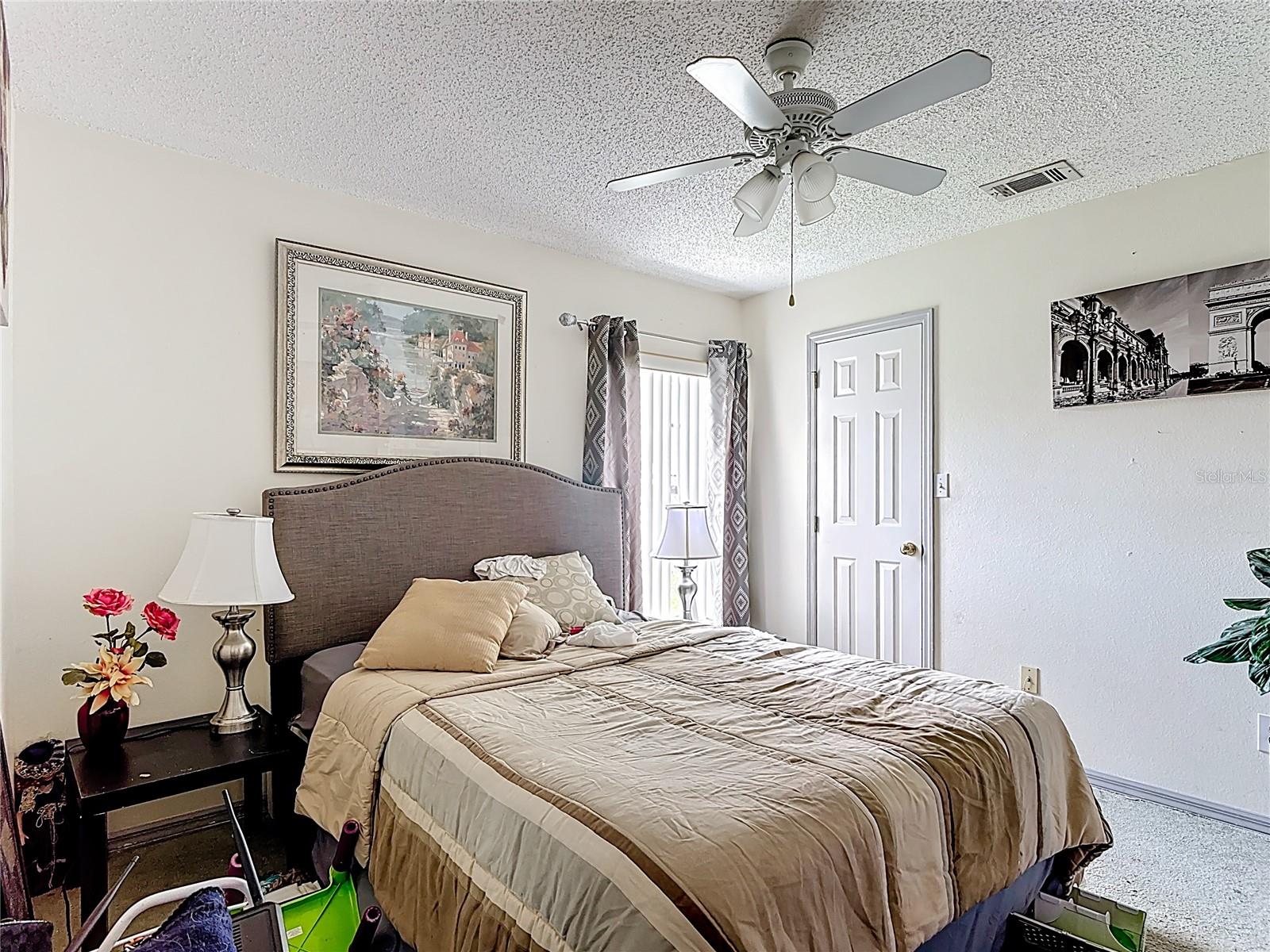 Image 18 of 39 For 314 Silk Oak Dr