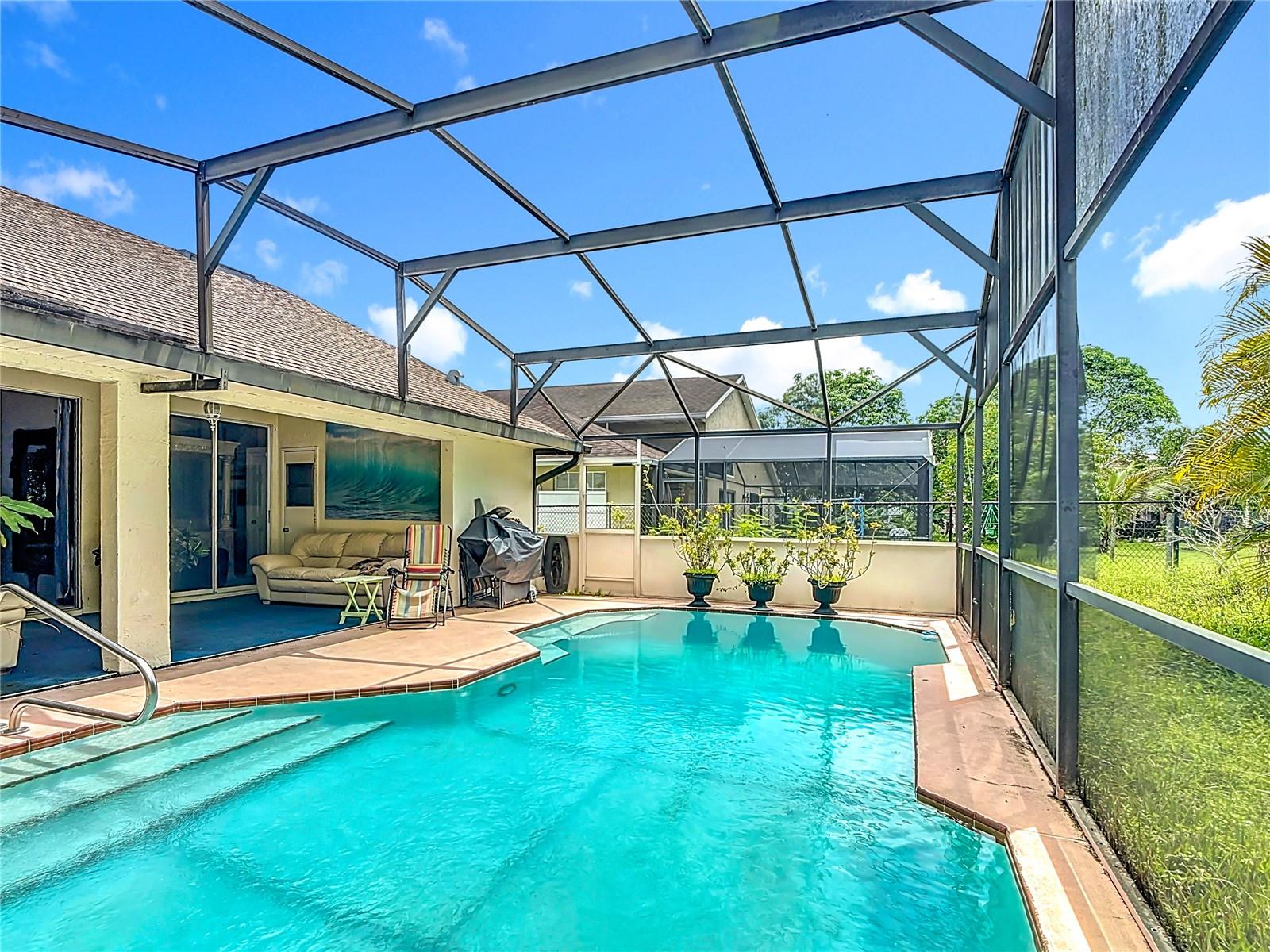 Image 33 of 39 For 314 Silk Oak Dr