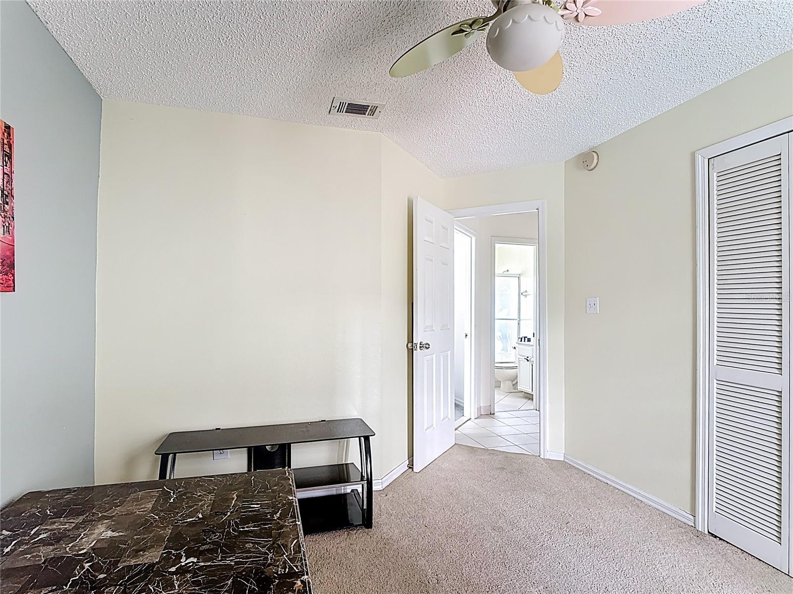 Image 7 of 39 For 314 Silk Oak Dr