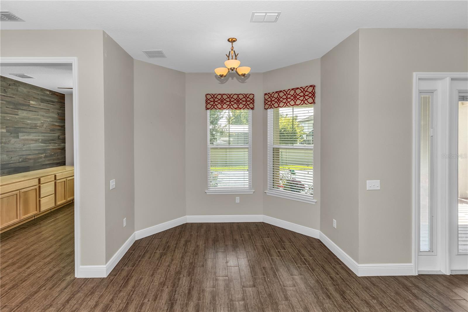 Image 16 of 54 For 9213 Holliston Creek Place