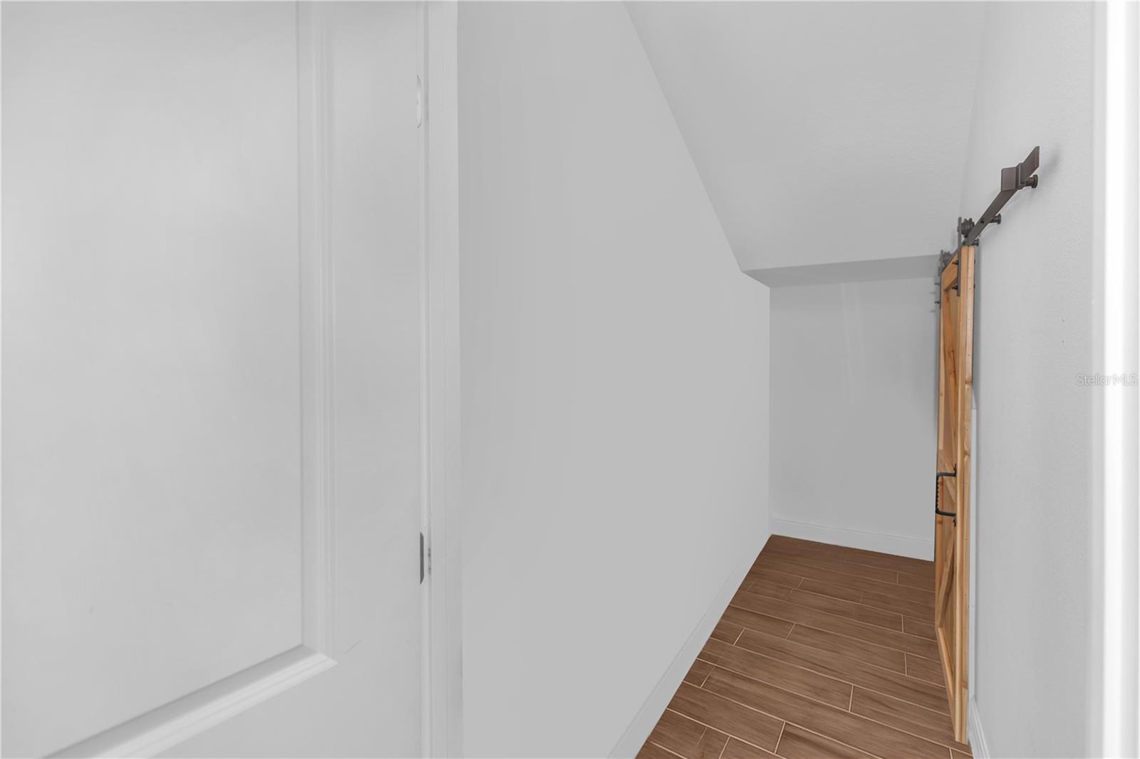 Image 21 of 54 For 9213 Holliston Creek Place