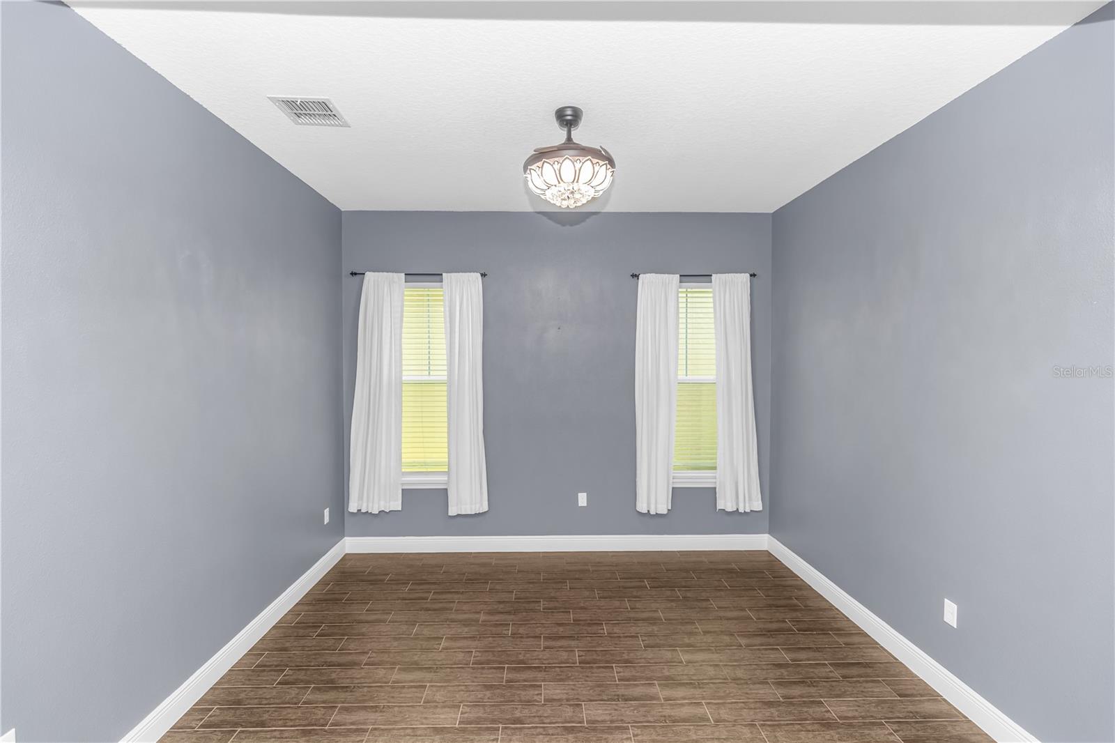 Image 8 of 54 For 9213 Holliston Creek Place