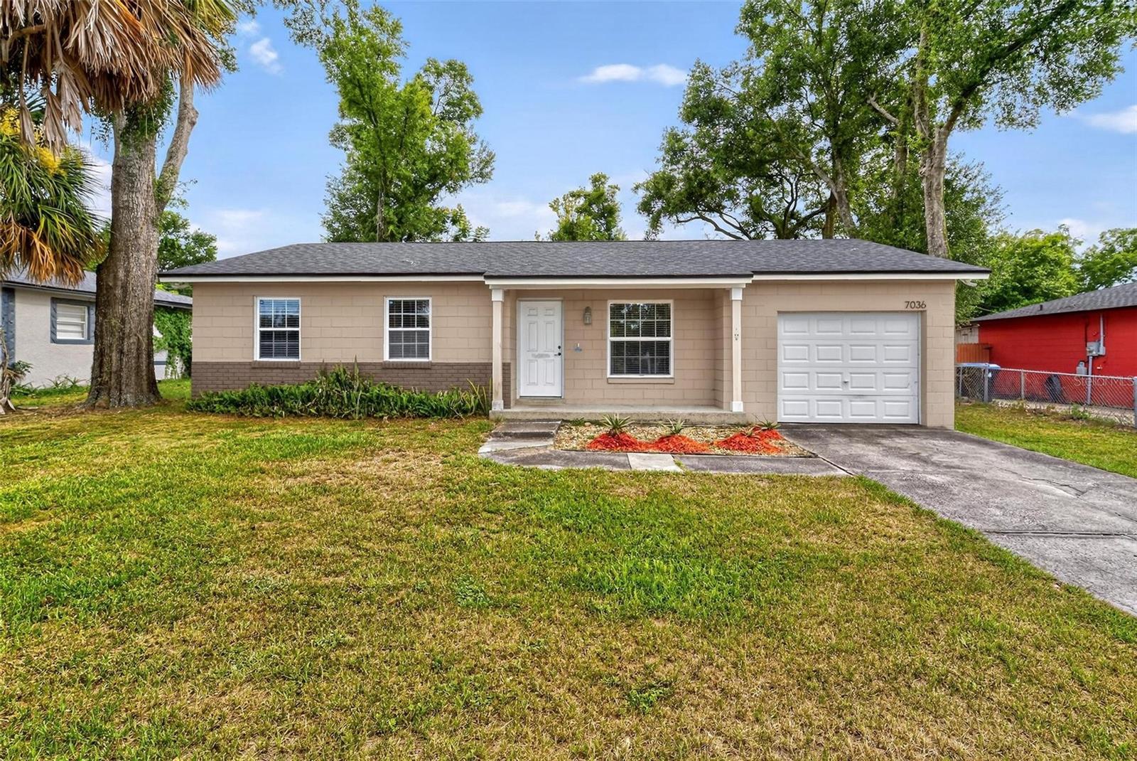 Image 2 of 38 For 7036 Clarcona Ocoee Rd