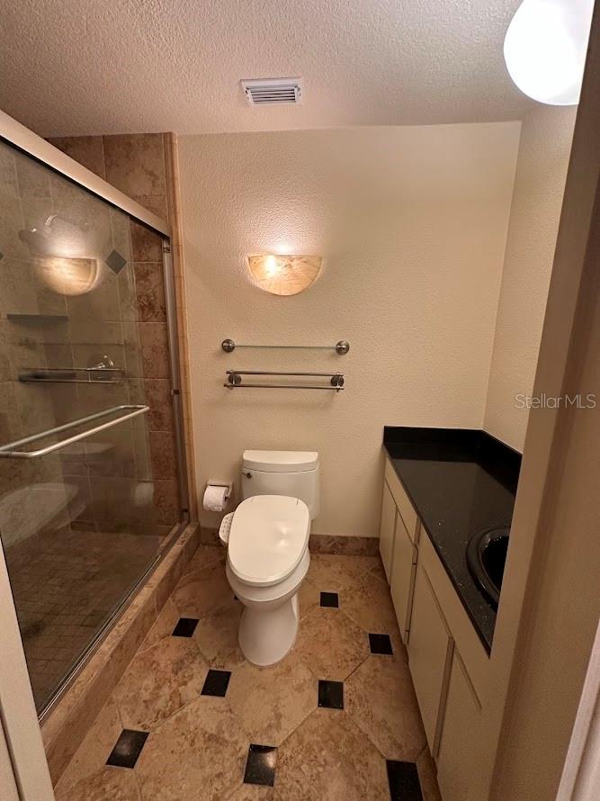 Image 13 of 23 For 1055 Kensington Park Drive 203
